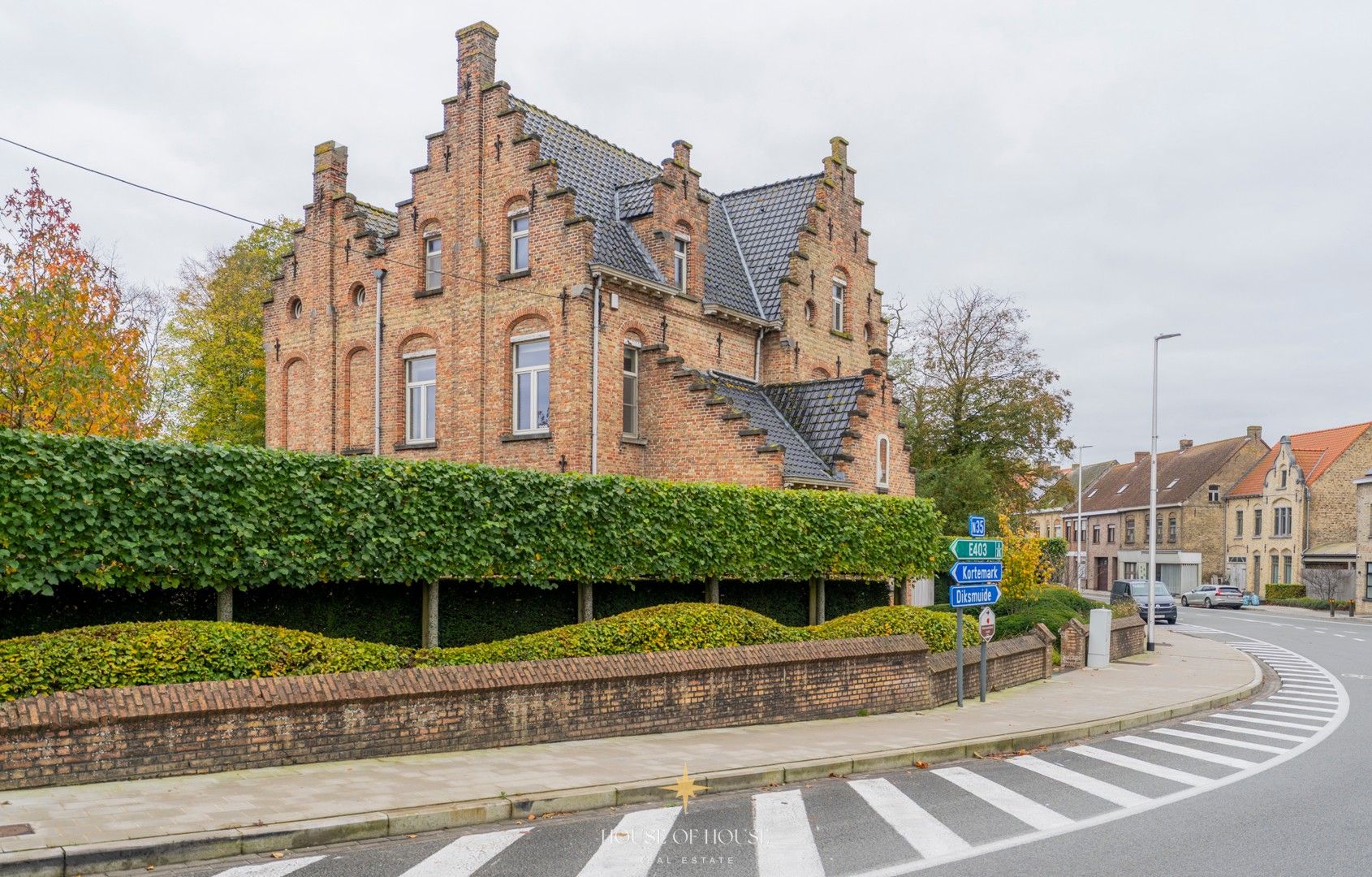 Sfeervolle pastoriewoning met uitzonderlijk potentieel zonder renovatieverplichting foto 31