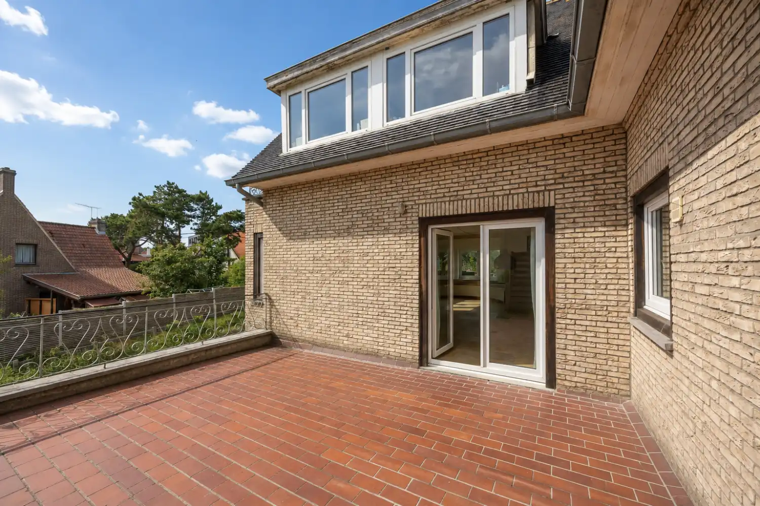 Iconische Villa "Rose de France" met uitzonderlijk renovatiepotentieel in centrum Koksijde foto 10