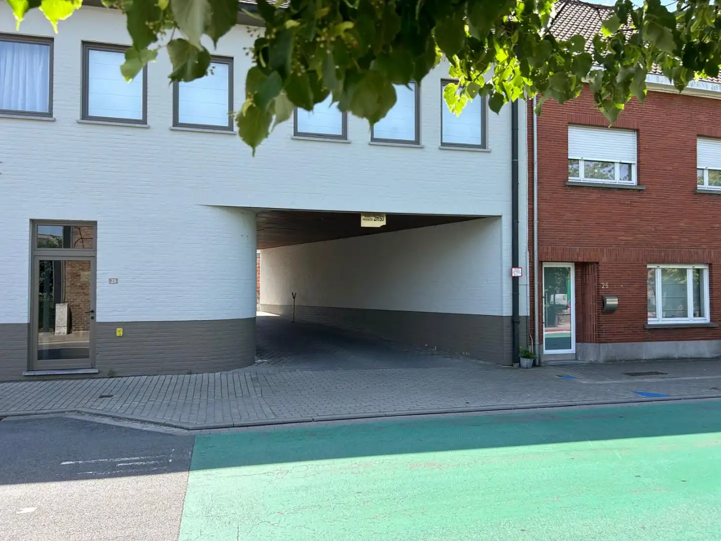 Dubbele garagebox TE KOOP centrum Waregem.  foto 11