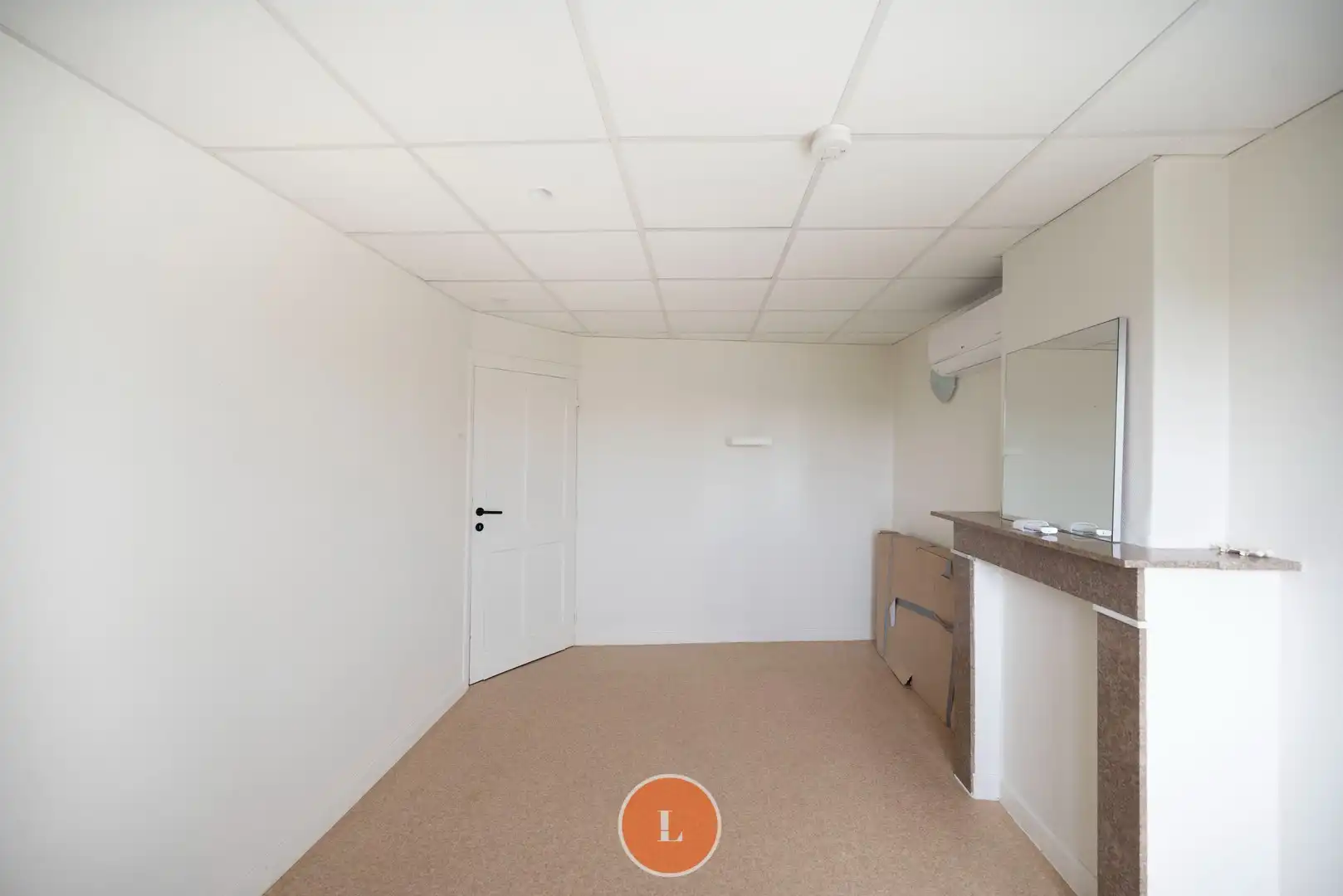 Te koop ruime halfopen woning met 4 slaapkamers en uitweg te Sint-Eloois-Winkel. foto 19