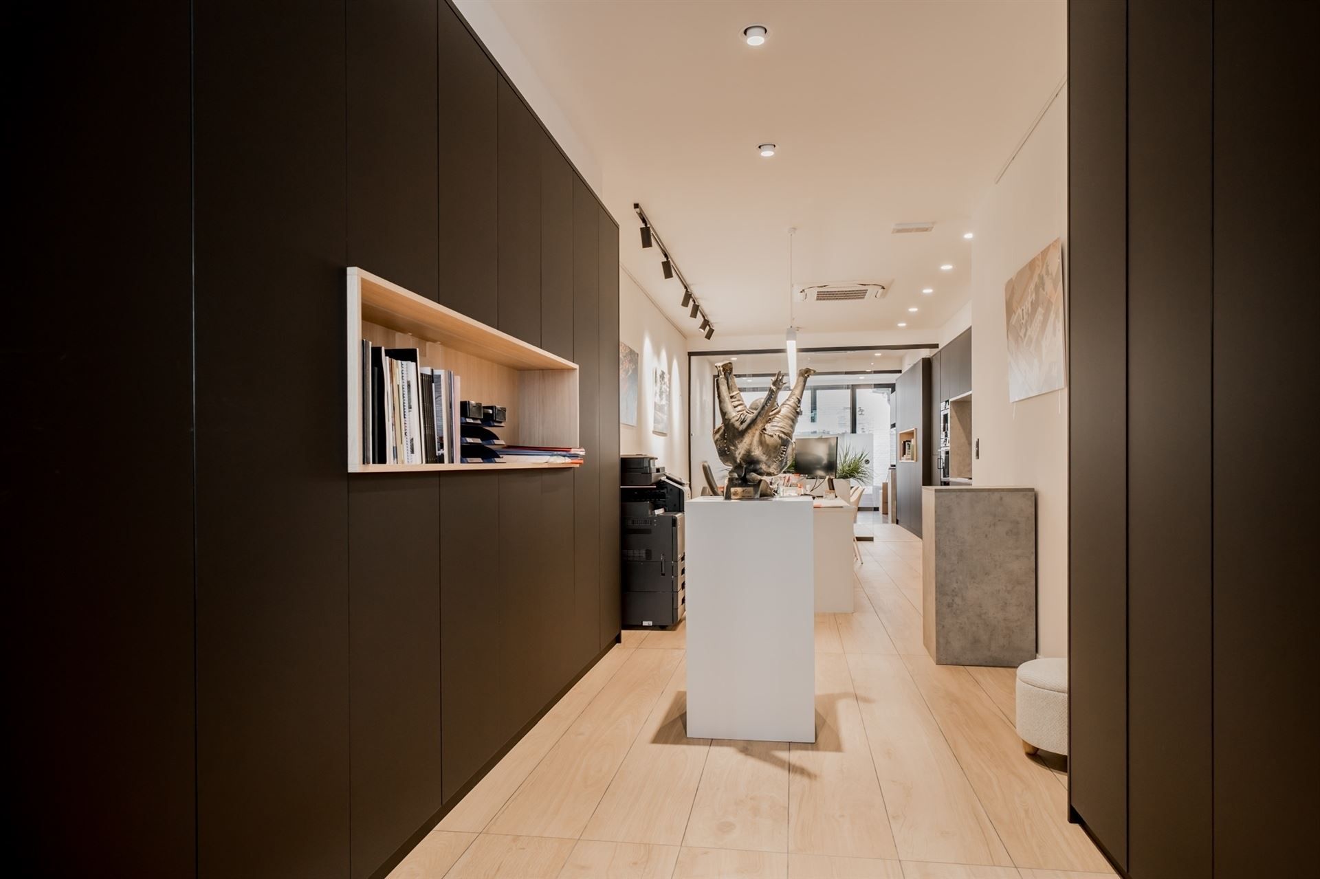 Handelsgelijkvloers + duplexappartement centrum Mechelen foto 4