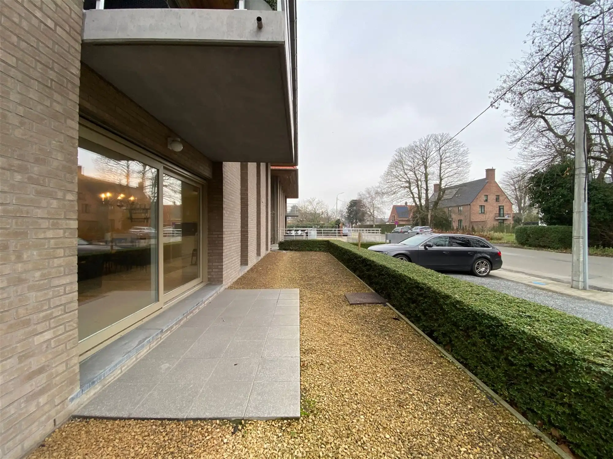 Ruim gelijkvloers appartement met twee slaapkamers, berging en ondergrondse autostaanplaats foto 11