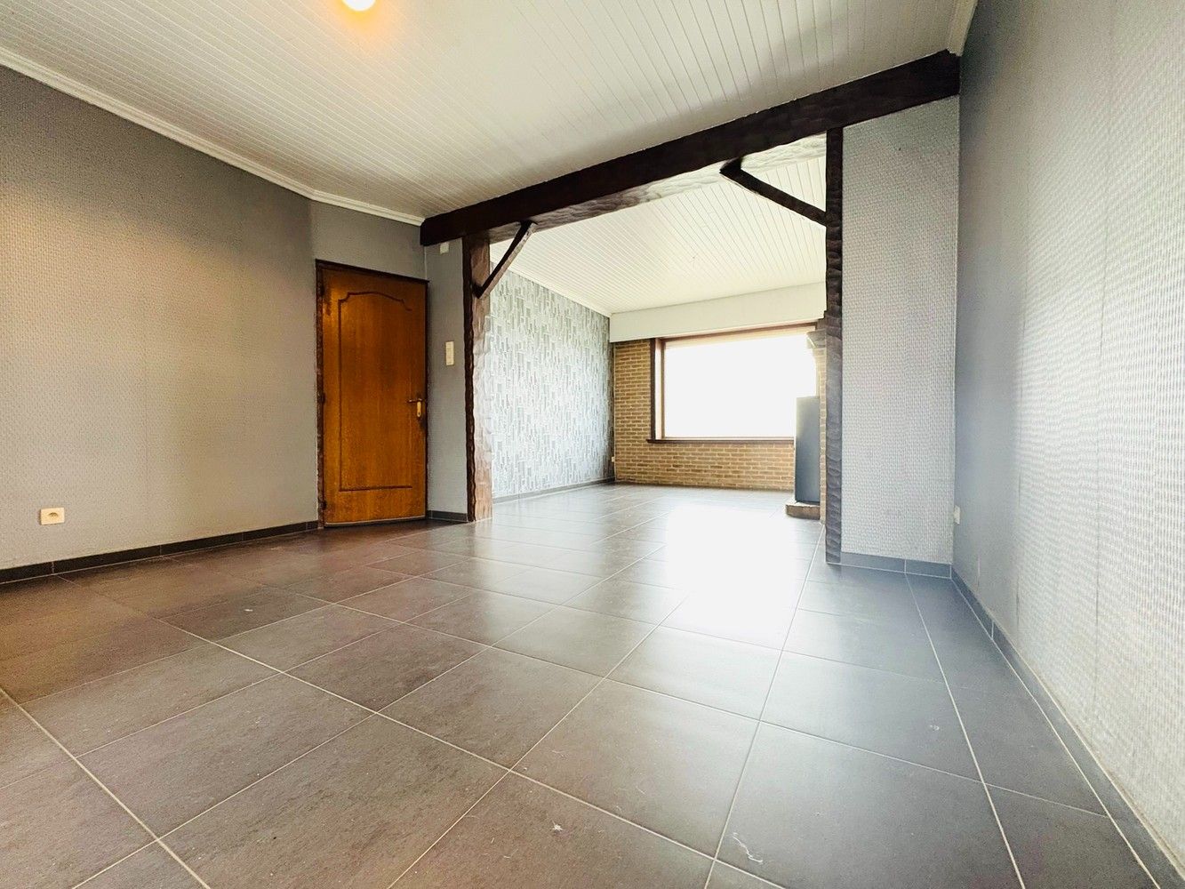 Centraal gelegen woning op perceel van ca. 1250m2! foto 8