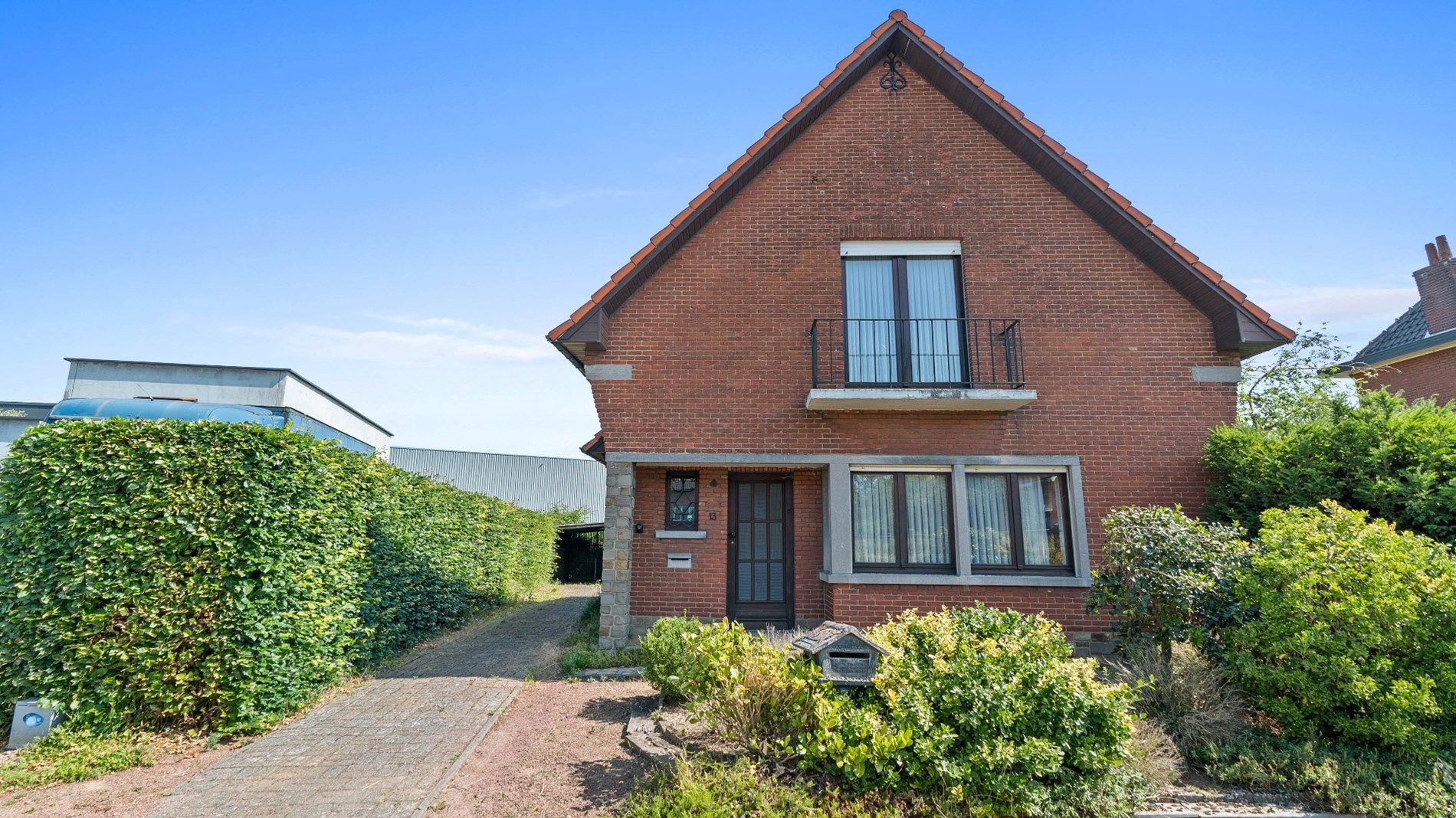 AARSCHOT - Ruime woning met 3 slk, tuin en garage foto 4