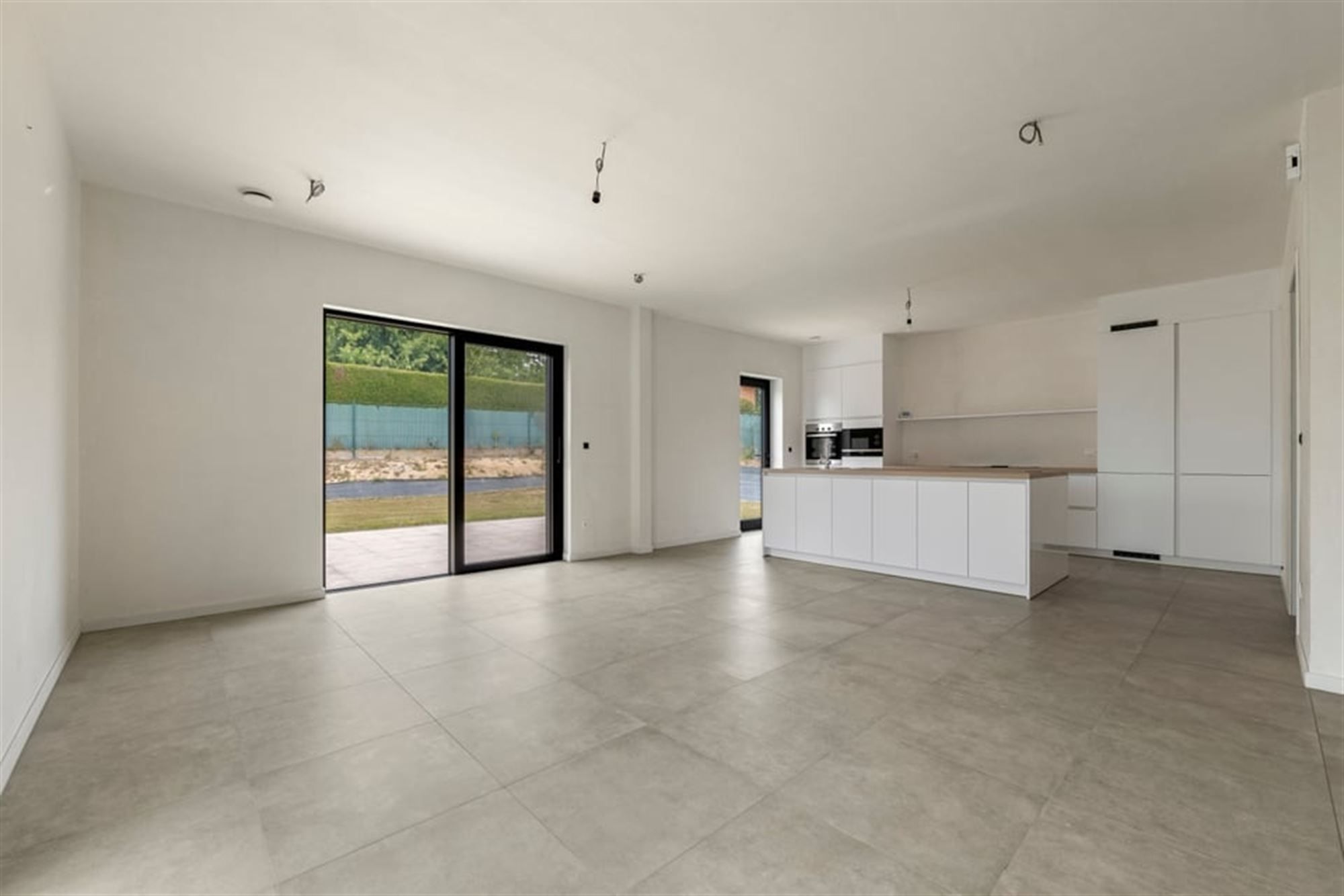KNAPPE NIEUWBOUWWONING IN MODERNE STIJL  foto 20