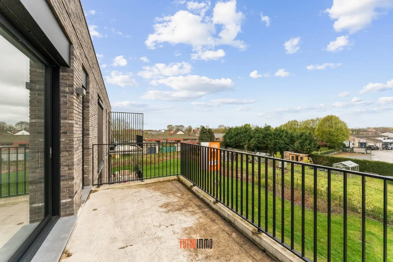 Ruim en lichtrijk 2-slpk appartement met dubbel terras foto 24