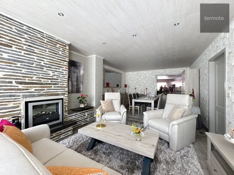 rijwoning met garage foto 4