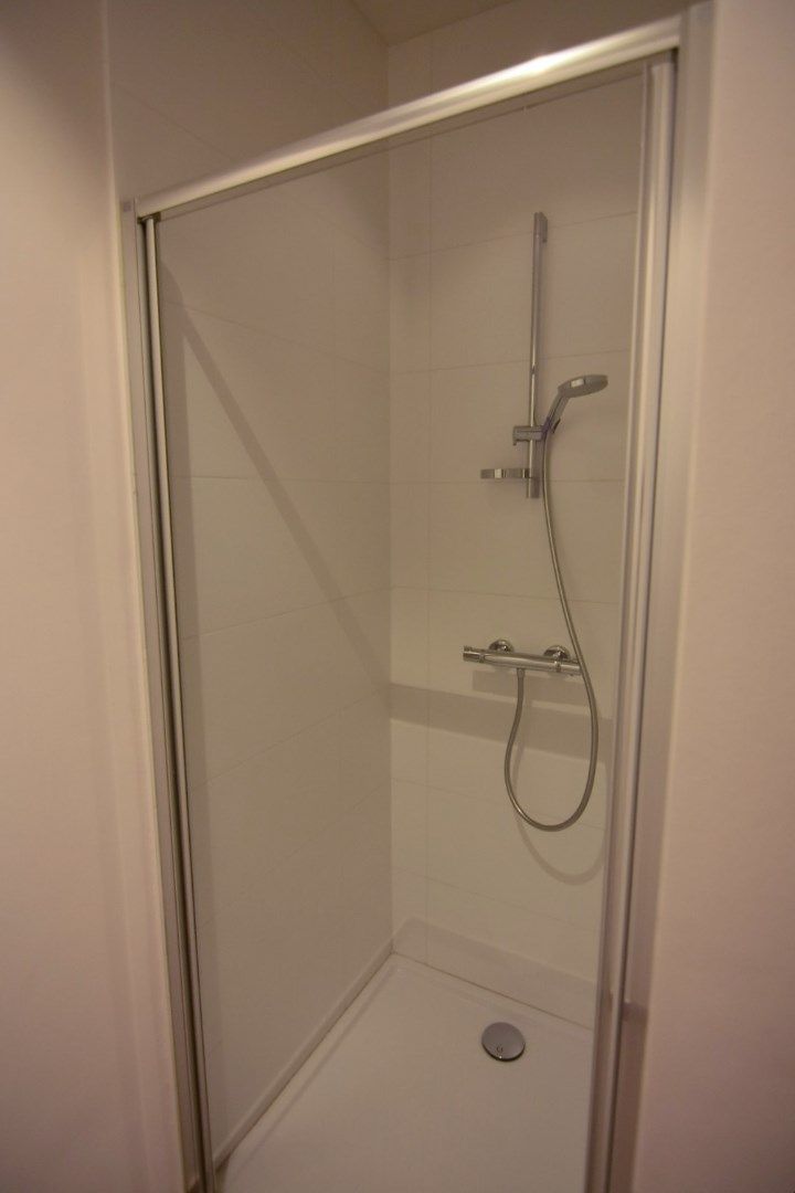 Modern gelijkvloers appartement tegenover park Pastoorsbos Beveren foto 16
