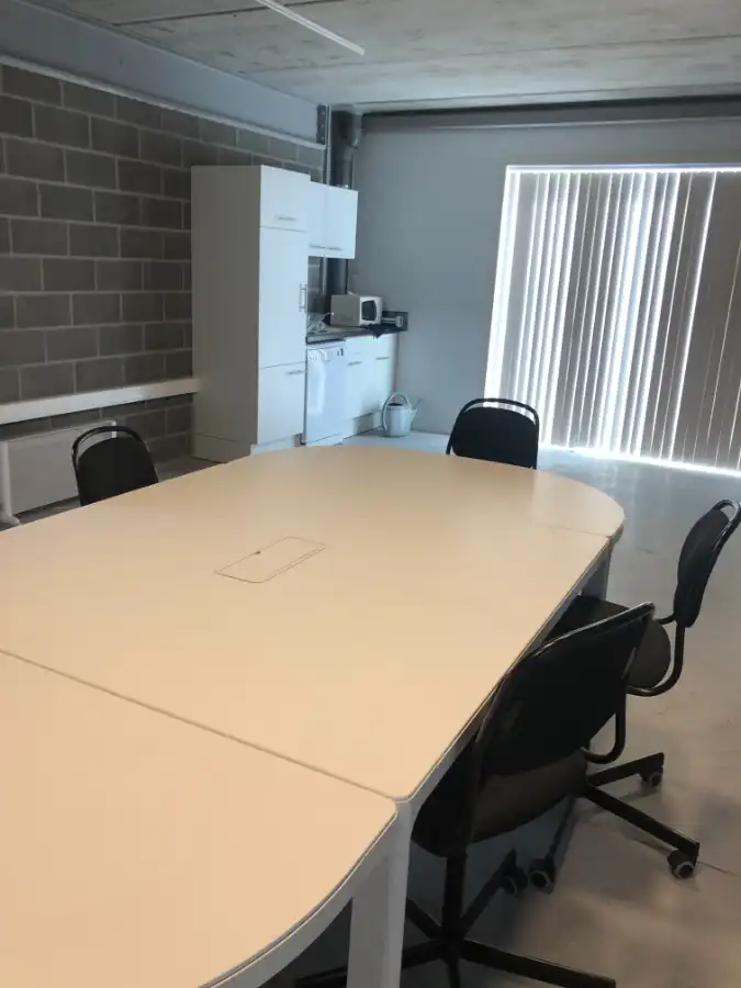 BEDRIJFSGEBOUW / STOCKAGERUIMTE foto 26