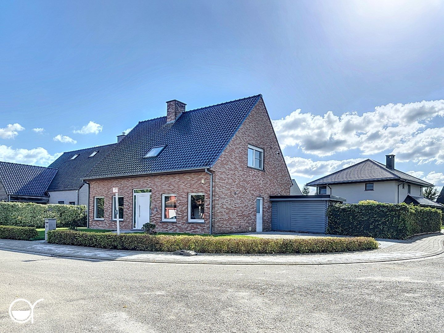 Ruime en Energiezuinige woning te Zingem foto 1