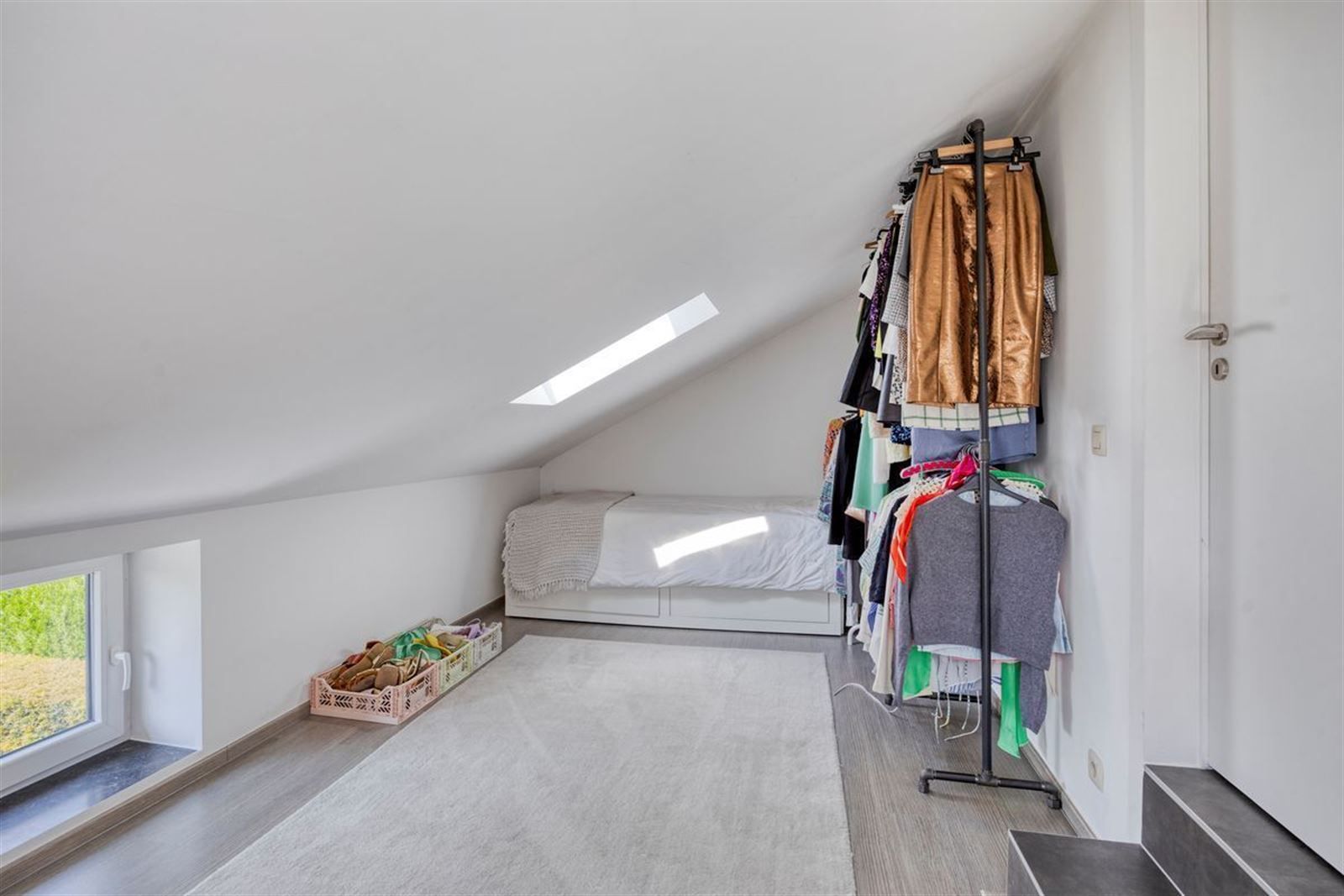 Instapklare, rustig achterin gelegen 3-gevelwoning nabij Hallerbos! foto 27