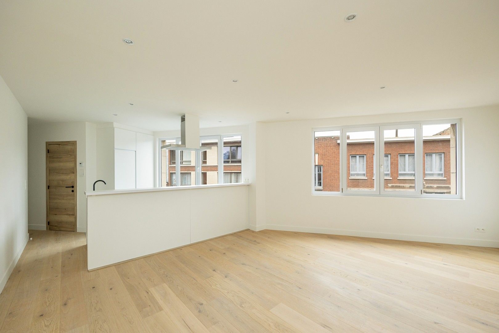 VERHUURDE OPBRENGSTEIGENDOM - OPTOPPING MOGELIJK foto 11