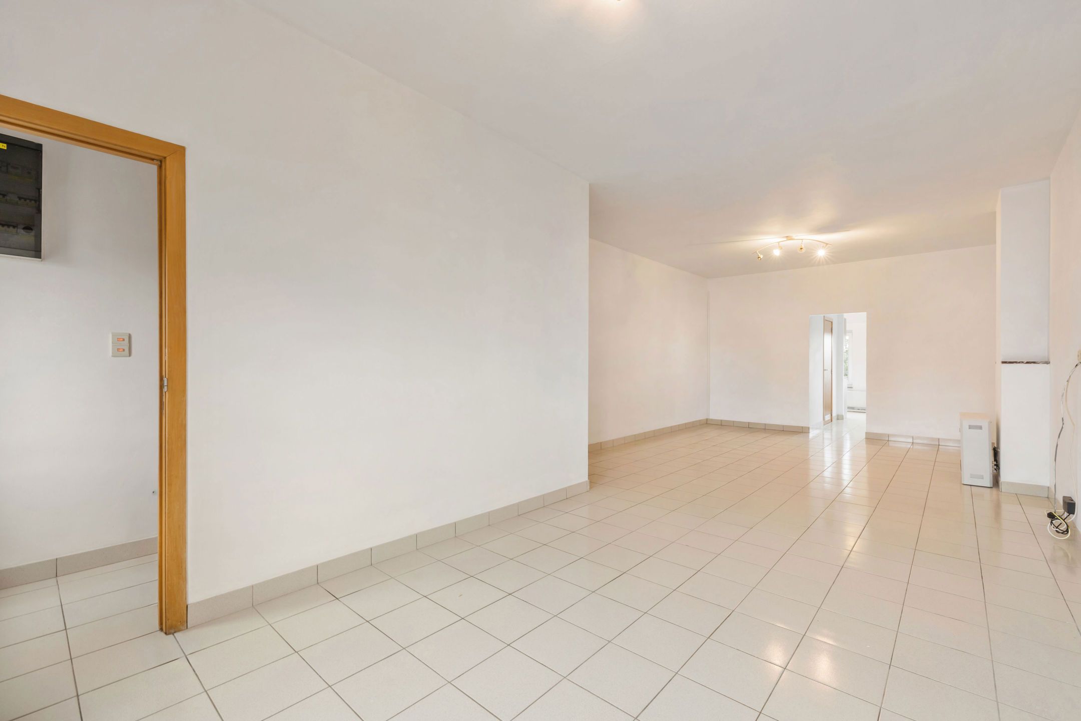 Gunstig gelegen woning 3 slpk met groot atelier/garage 63m² foto 7