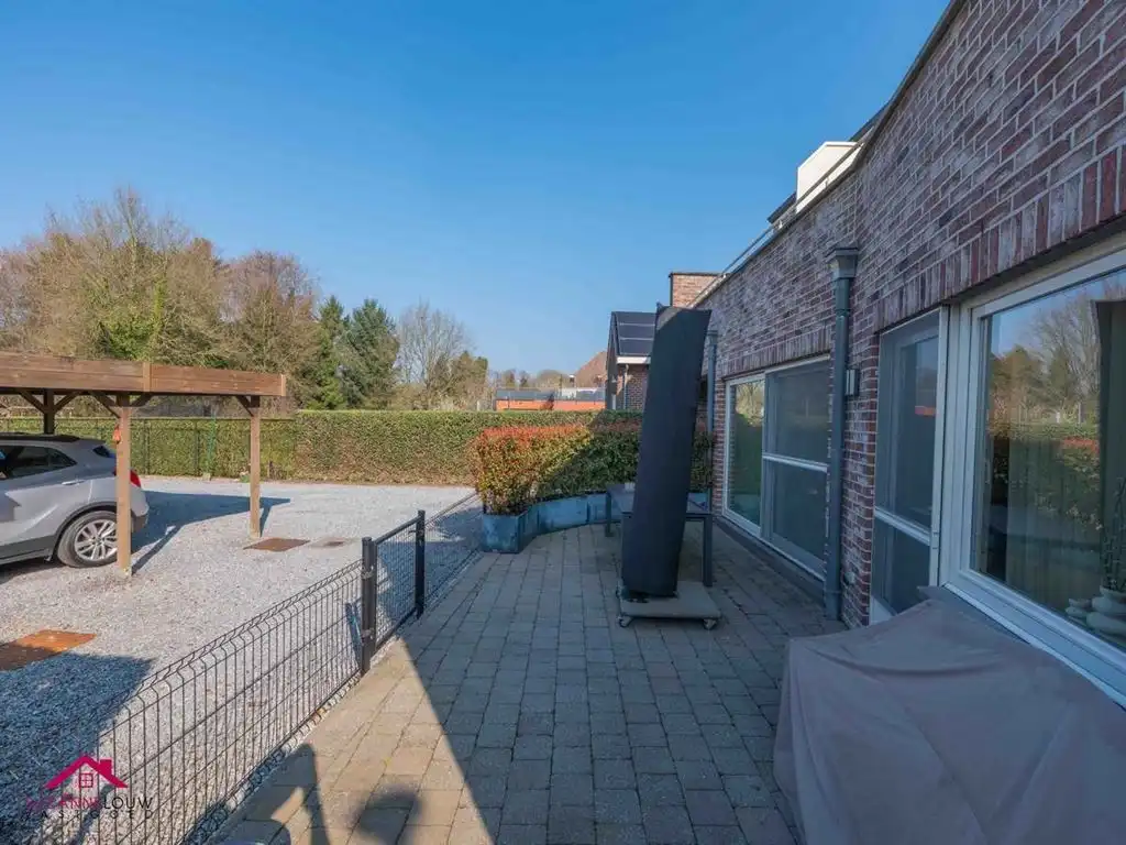 Meergezinswoning in gesloten bebouwing foto 25