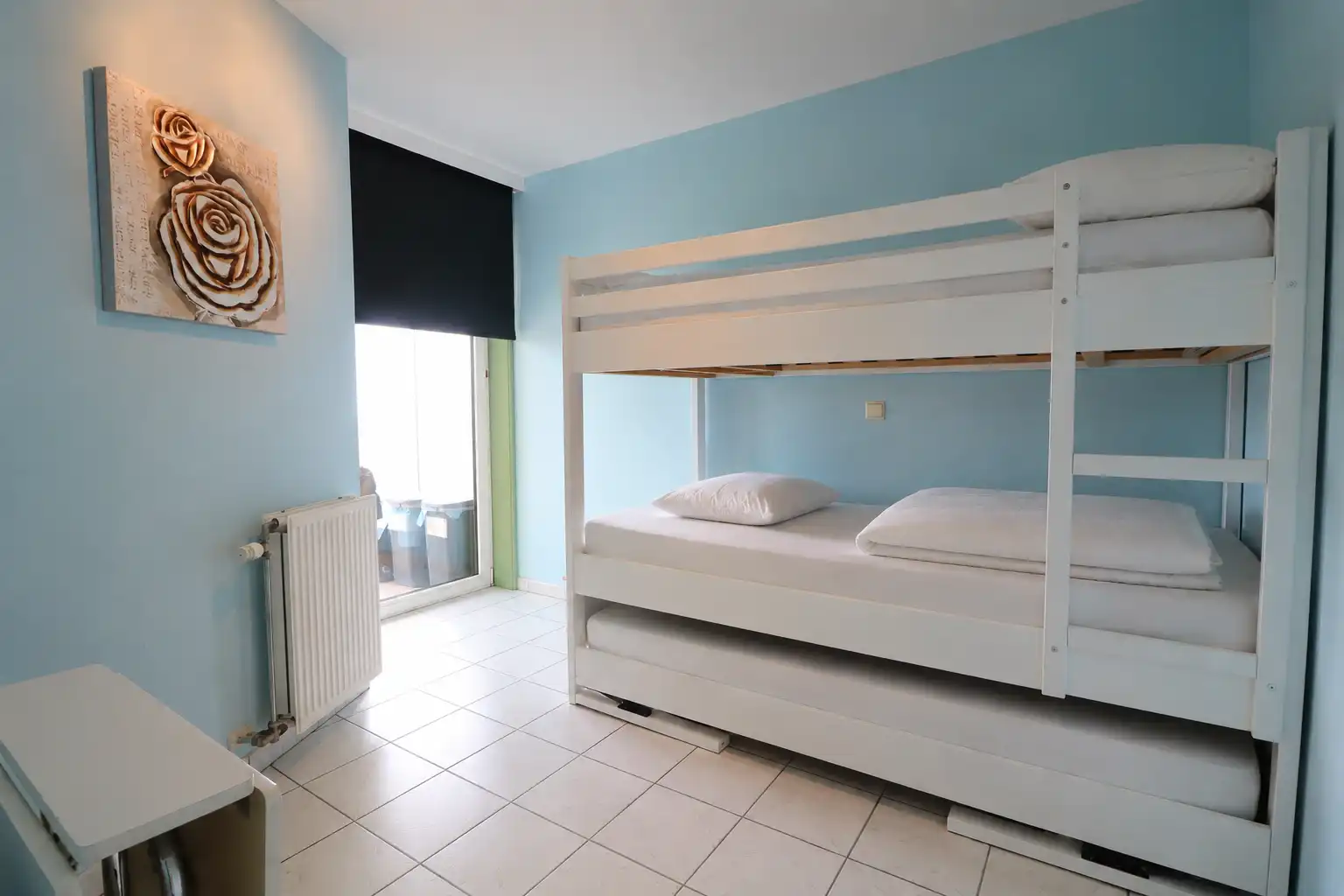 Instapklaar appartement met 2 slaapkamers en met een fantastisch zicht op de zee en de Pier. foto 5