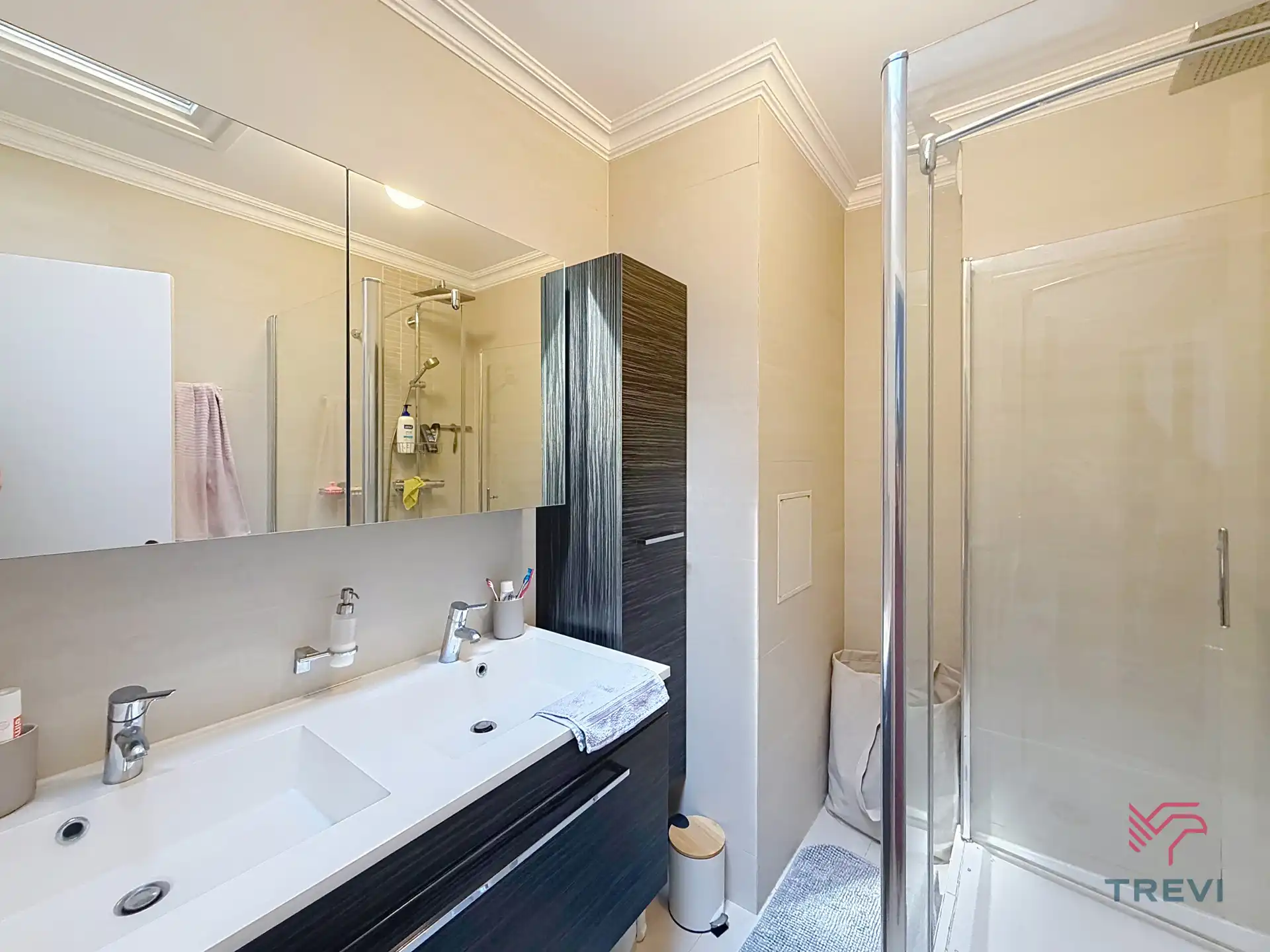 Mooi appartement met 2 slaapkamers + studeerkamer foto 7