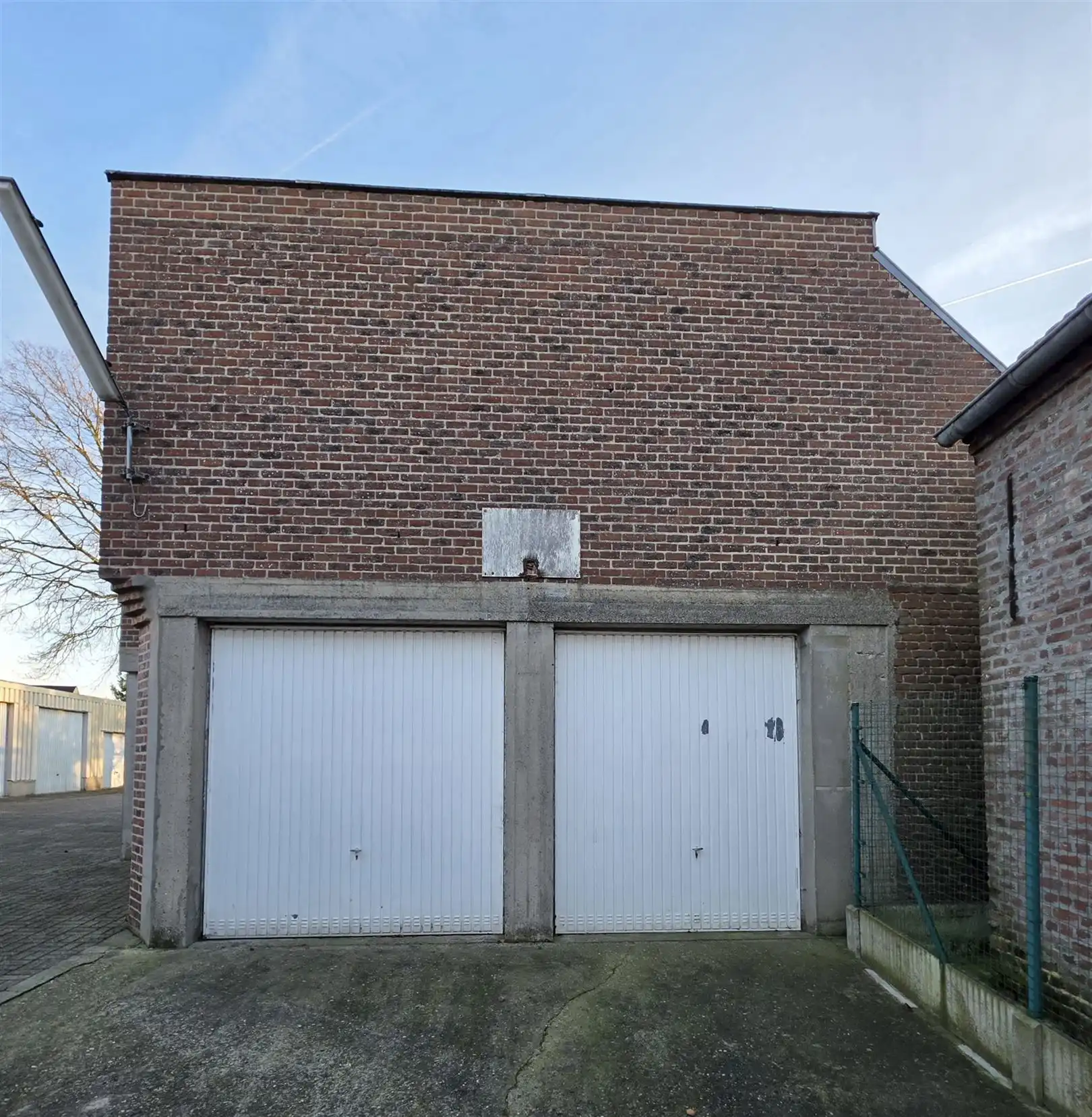 Zeer ruime woning + loods/atelier op 21 are 50 ca foto 32