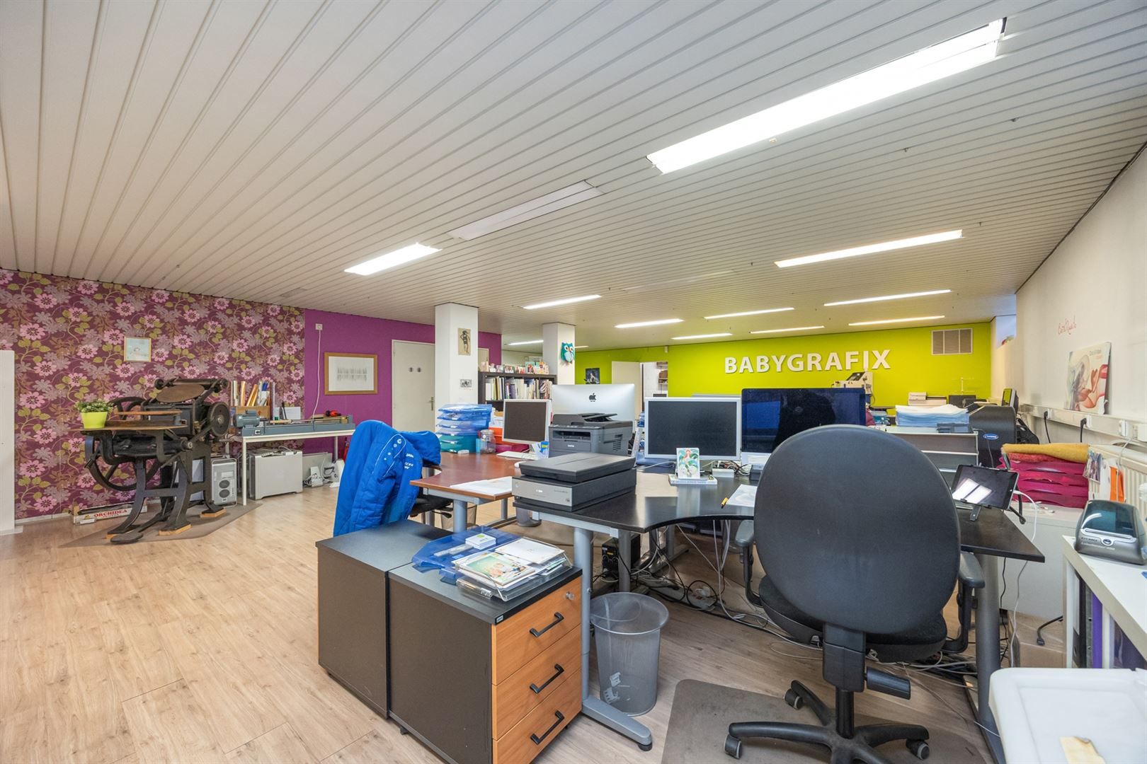 Commercieel  hoekpand over KLINA foto 9