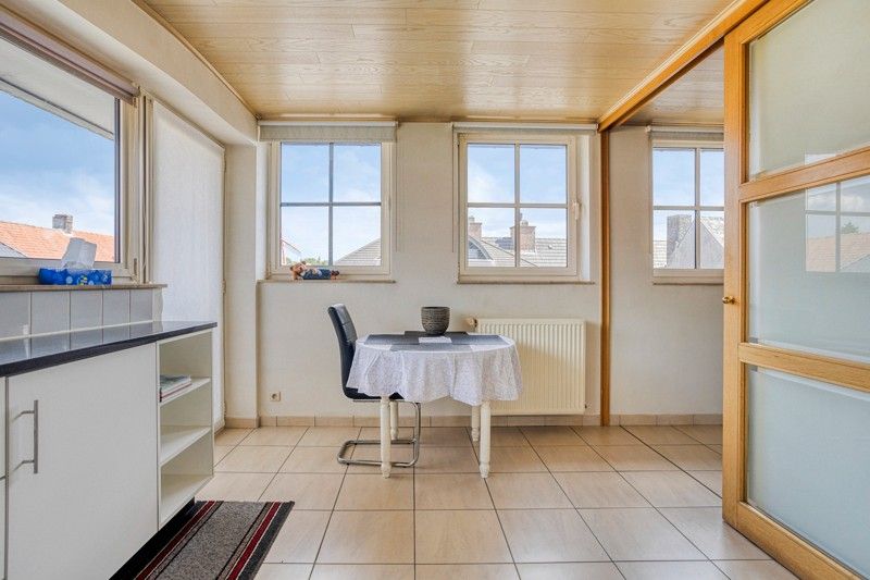 🏡 Lichtrijk appartement met 2 slaapkamers, ruim terras in hartje Wakken! ☀️ foto 14