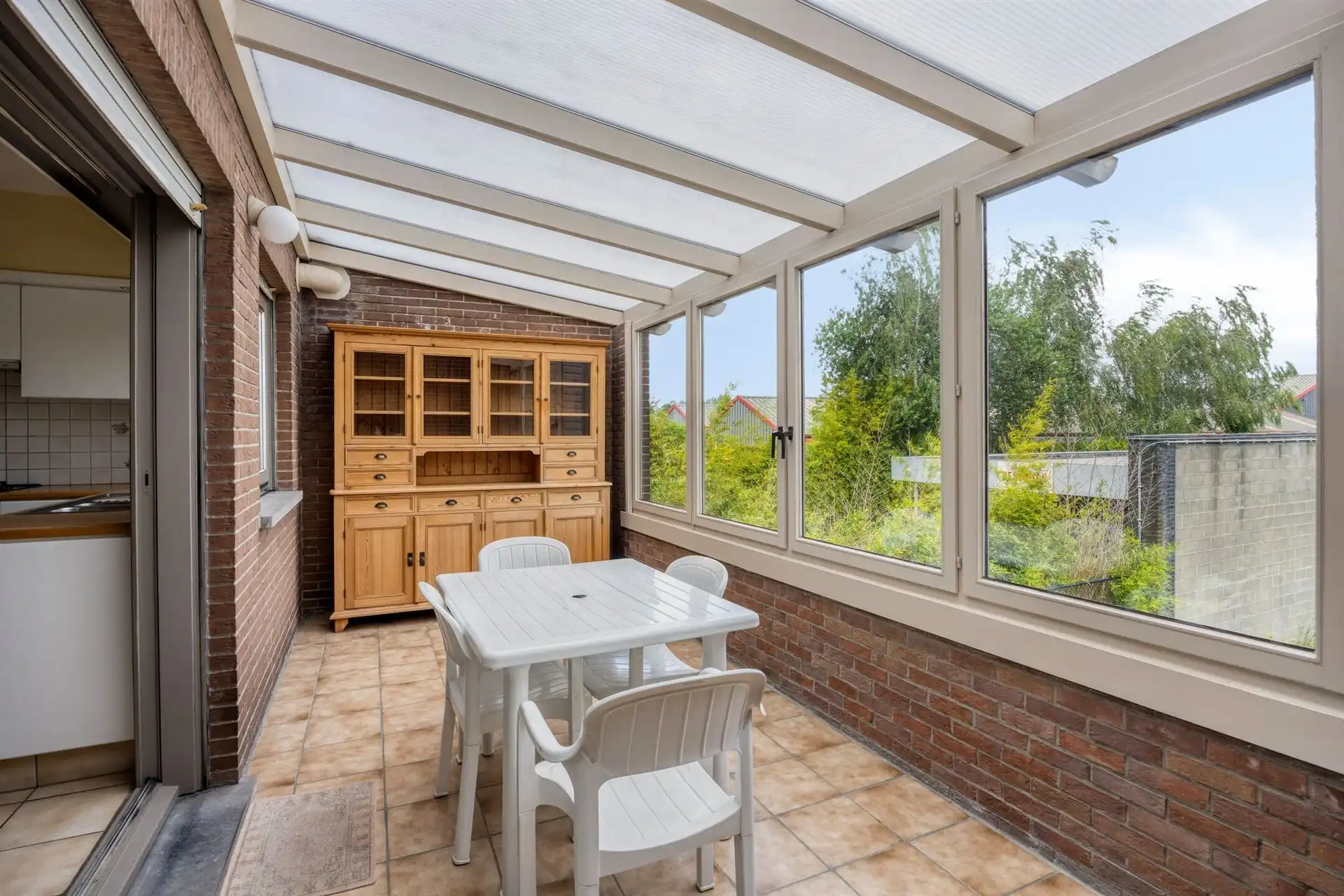 HOB bel-étage van 193m² met drie slpk's en ruime tuin! foto 12