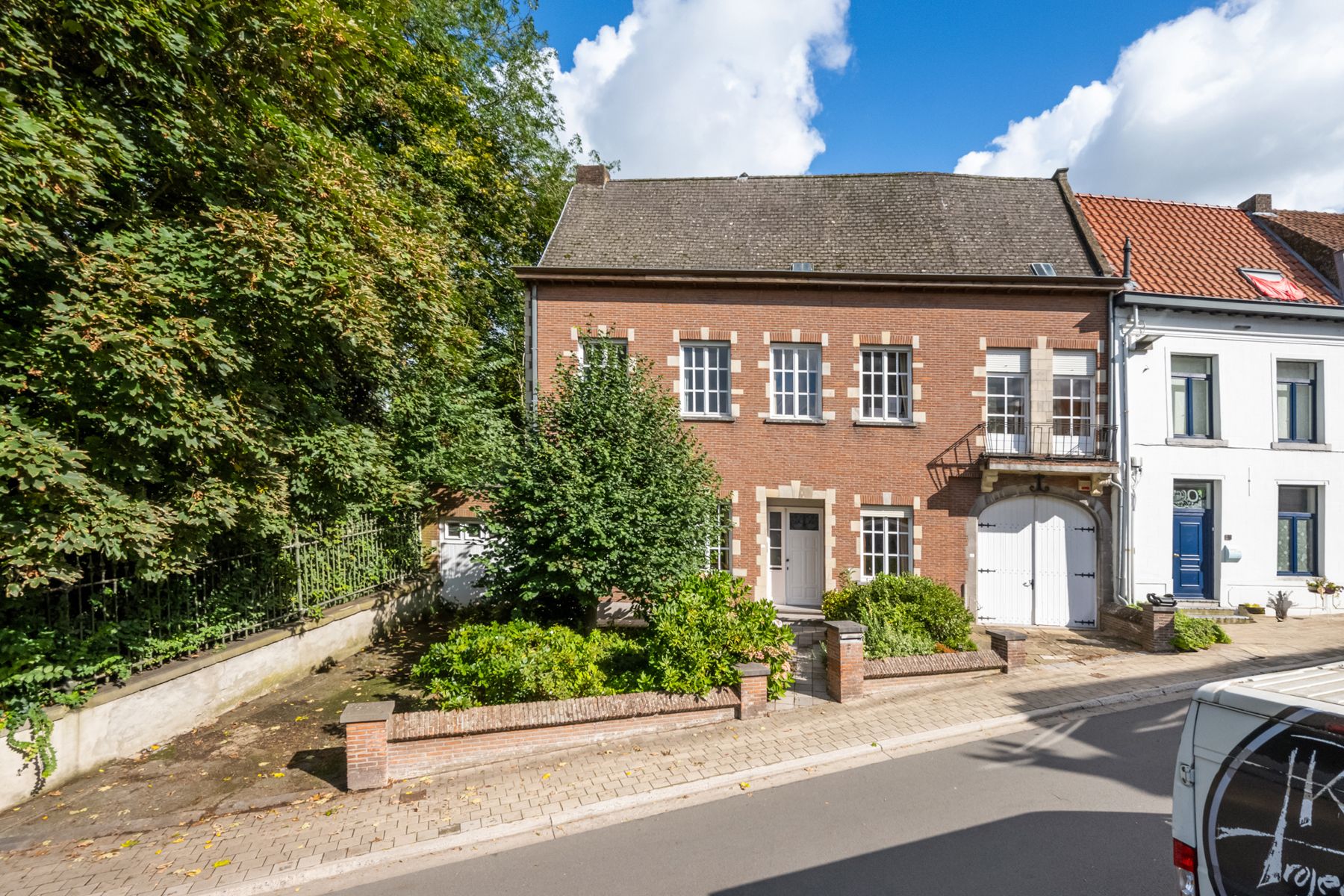 Stijlvolle burgerwoning , 5 slpk + tuin aan park foto 1