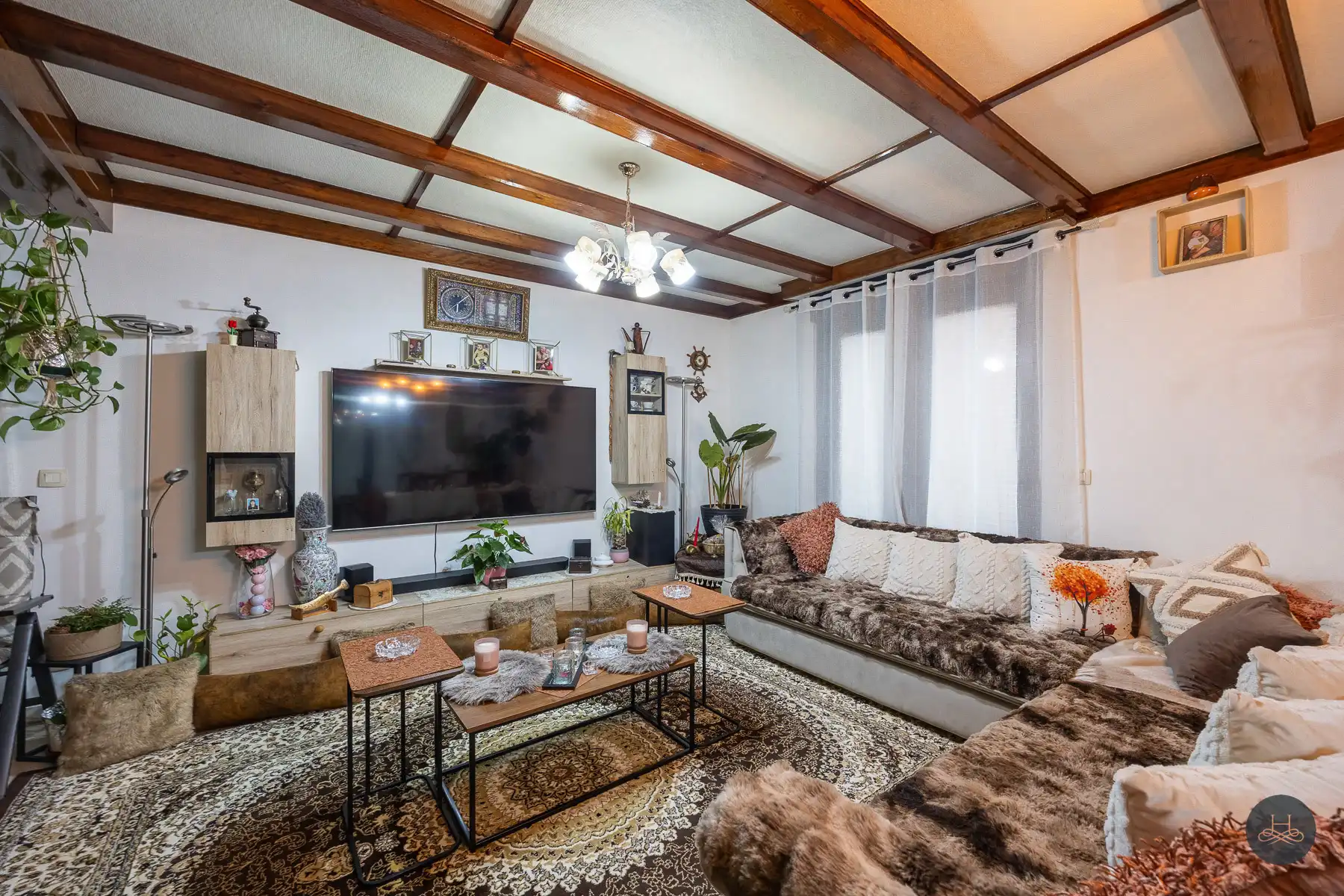 Tijdloze villa vol potentieel foto 12