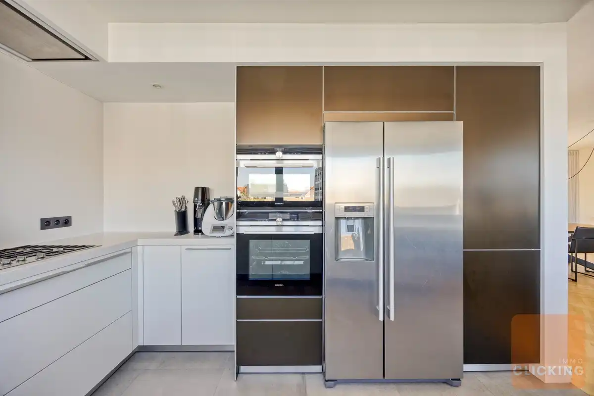 Hidden penthouse met terras en dubbele garage foto 25