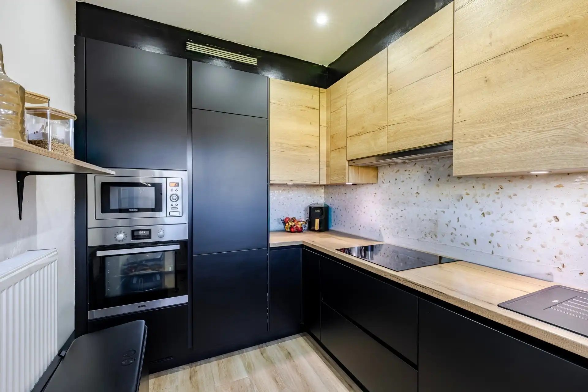 Instapklare woning met 2 slks, garage en tuin foto 7