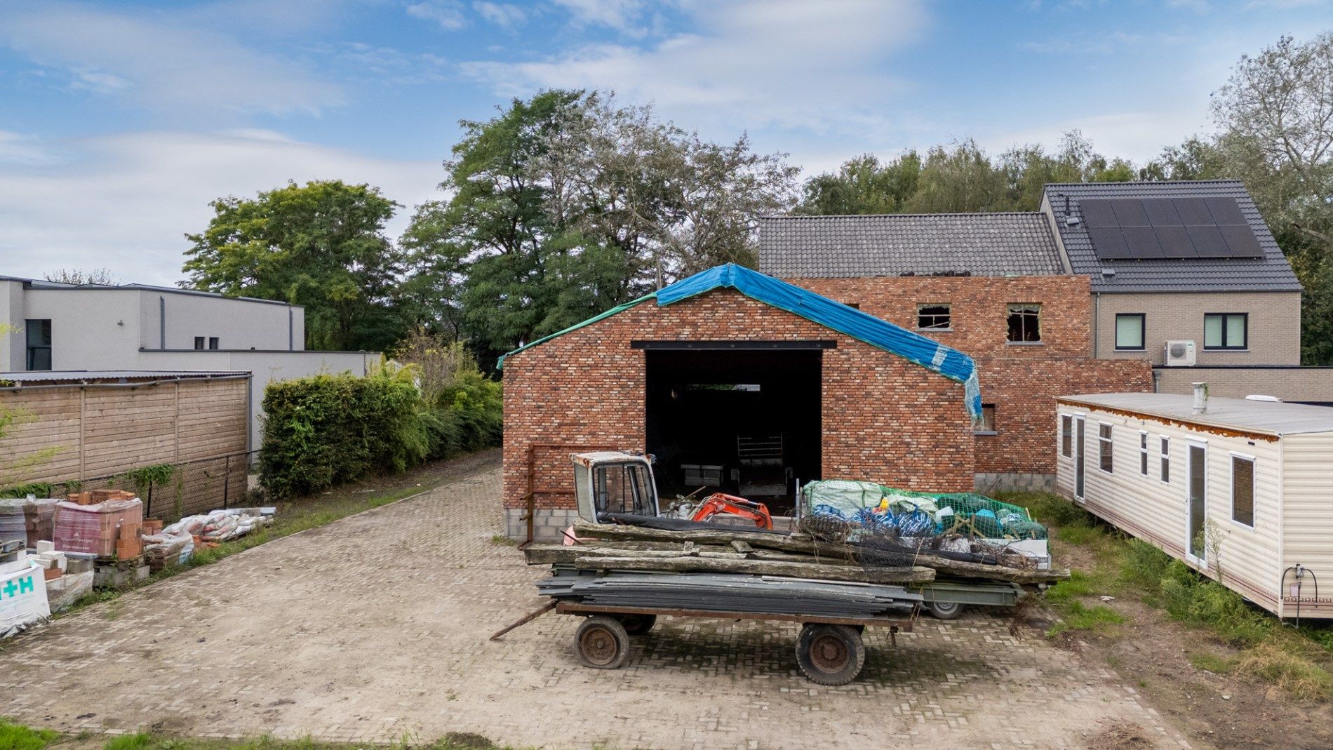 CASCO HOB MET GROTE GARAGE/MAGAZIJN foto 27