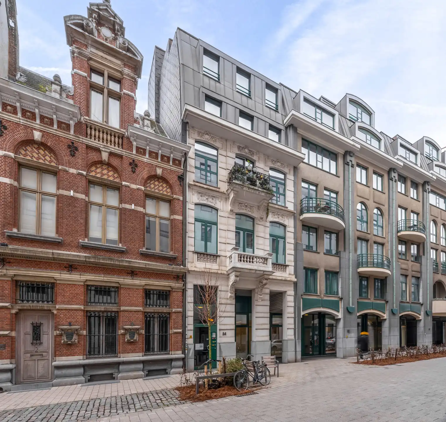 Ruim en charmant appartement met terras op toplocatie foto {{pictureIndex}}