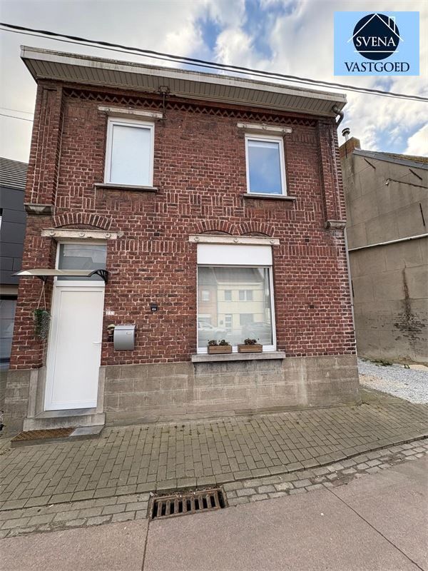 ZEER MOOIE EN EIGENTIJDSE WONING MET 4 SLAAPKAMERS foto 18