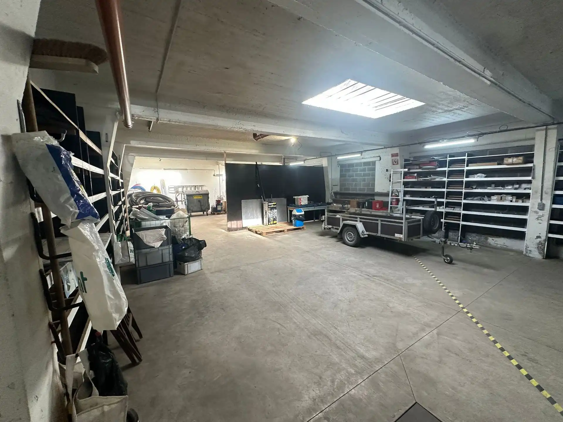 Bedrijfsvastgoed te koop foto 4