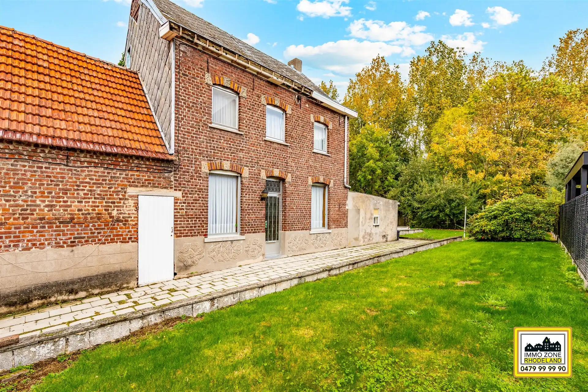 Te renoveren en gunstig gelegen woning.  foto 2