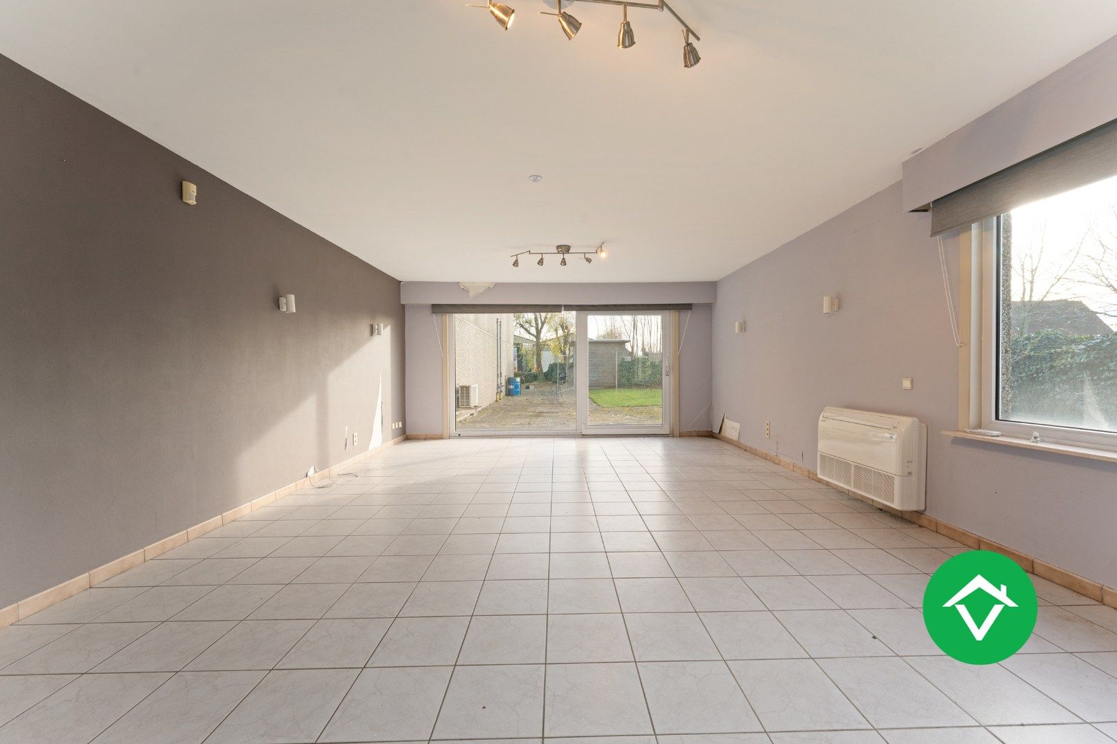 Bedrijfsgebouw met woonst te Ichtegem foto 18