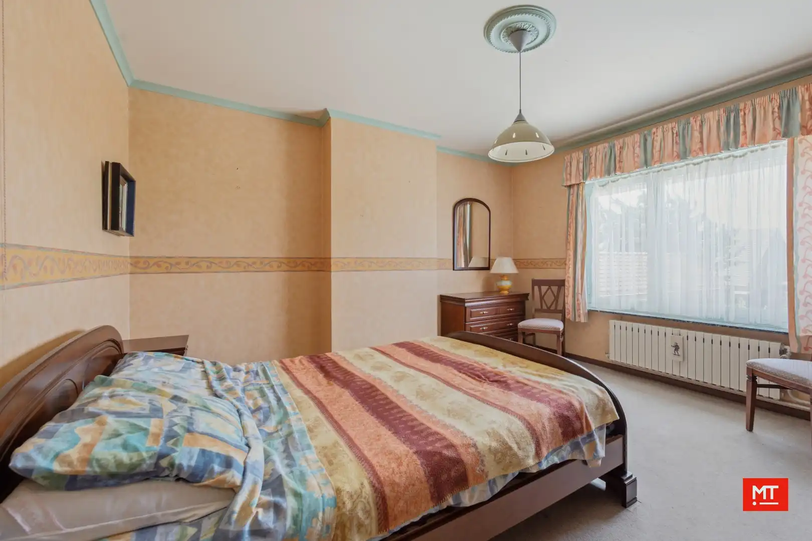 Kloeke te renoveren woning met 4 slaapkamers, grote tuin en garage in het centrum van Langemark foto 12