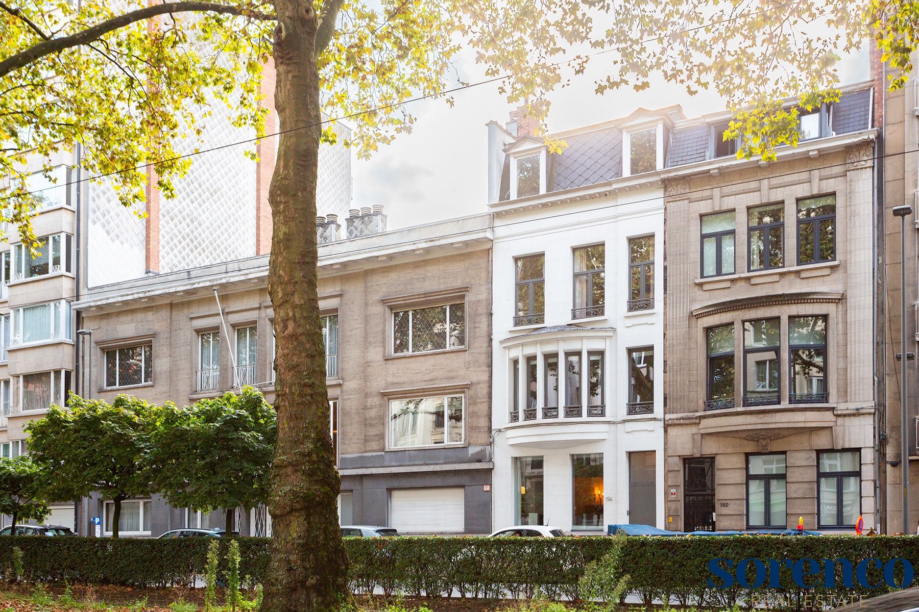 Antwerpen: Herenwoning 5 slpks en ZW-gerichte  tuin foto 1