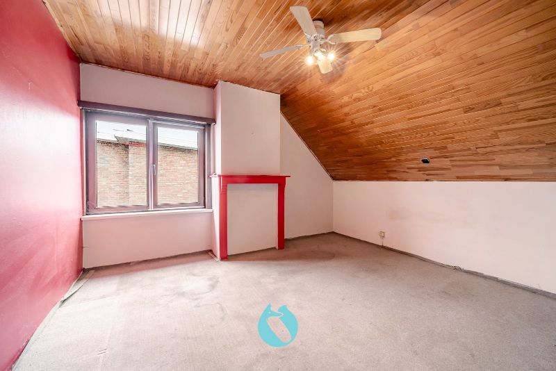 Drie te renoveren woningen in het hart van Ertvelde - unieke investeringskans! foto 8