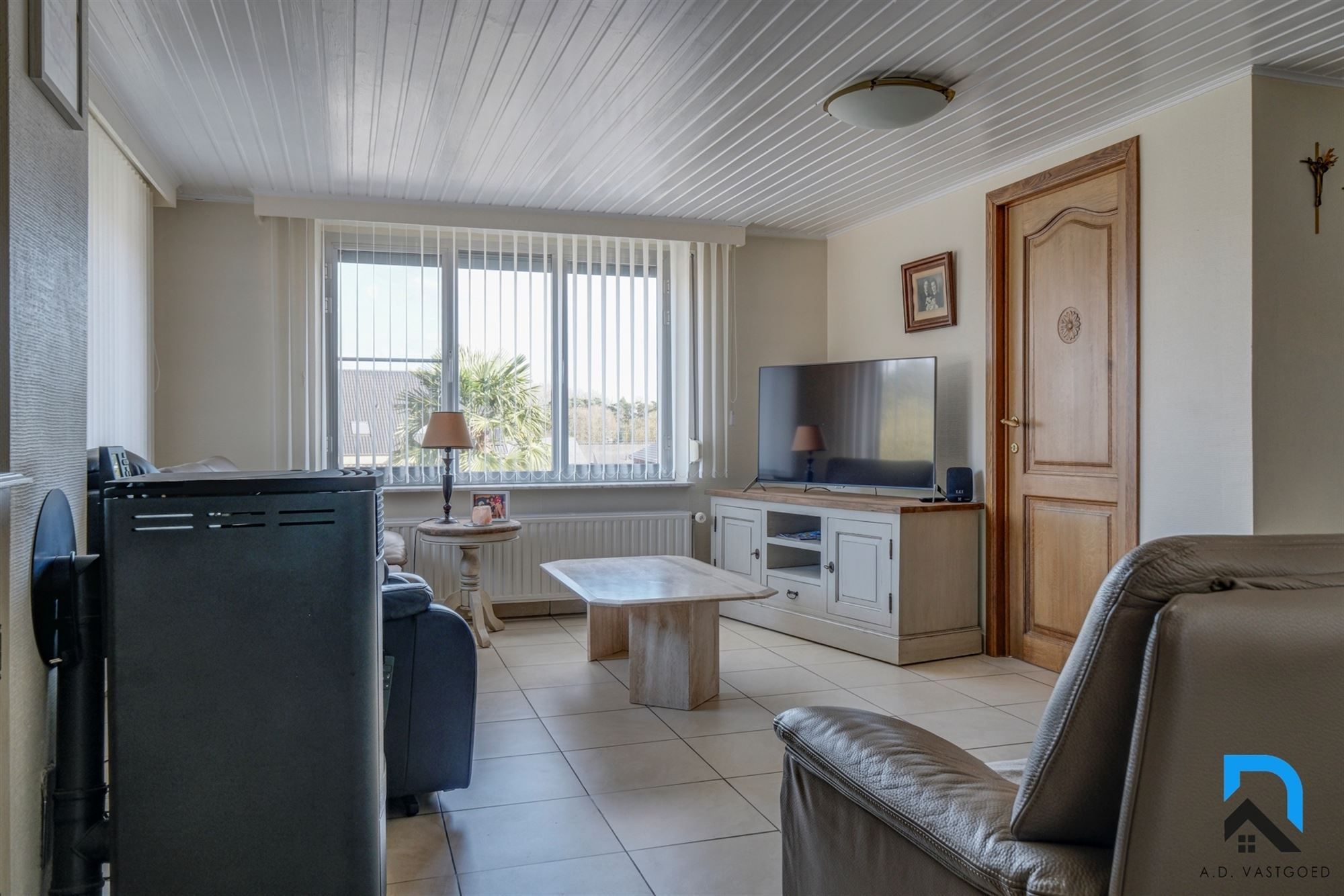 Ruim appartement met 3 slaapkamers en privé tuin foto 12