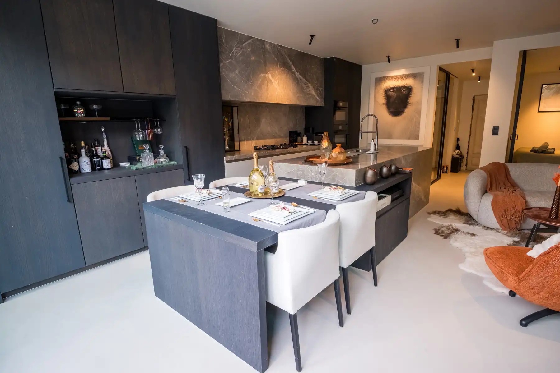 Hoogwaardig afgewerkt appartement in Knokke foto 3