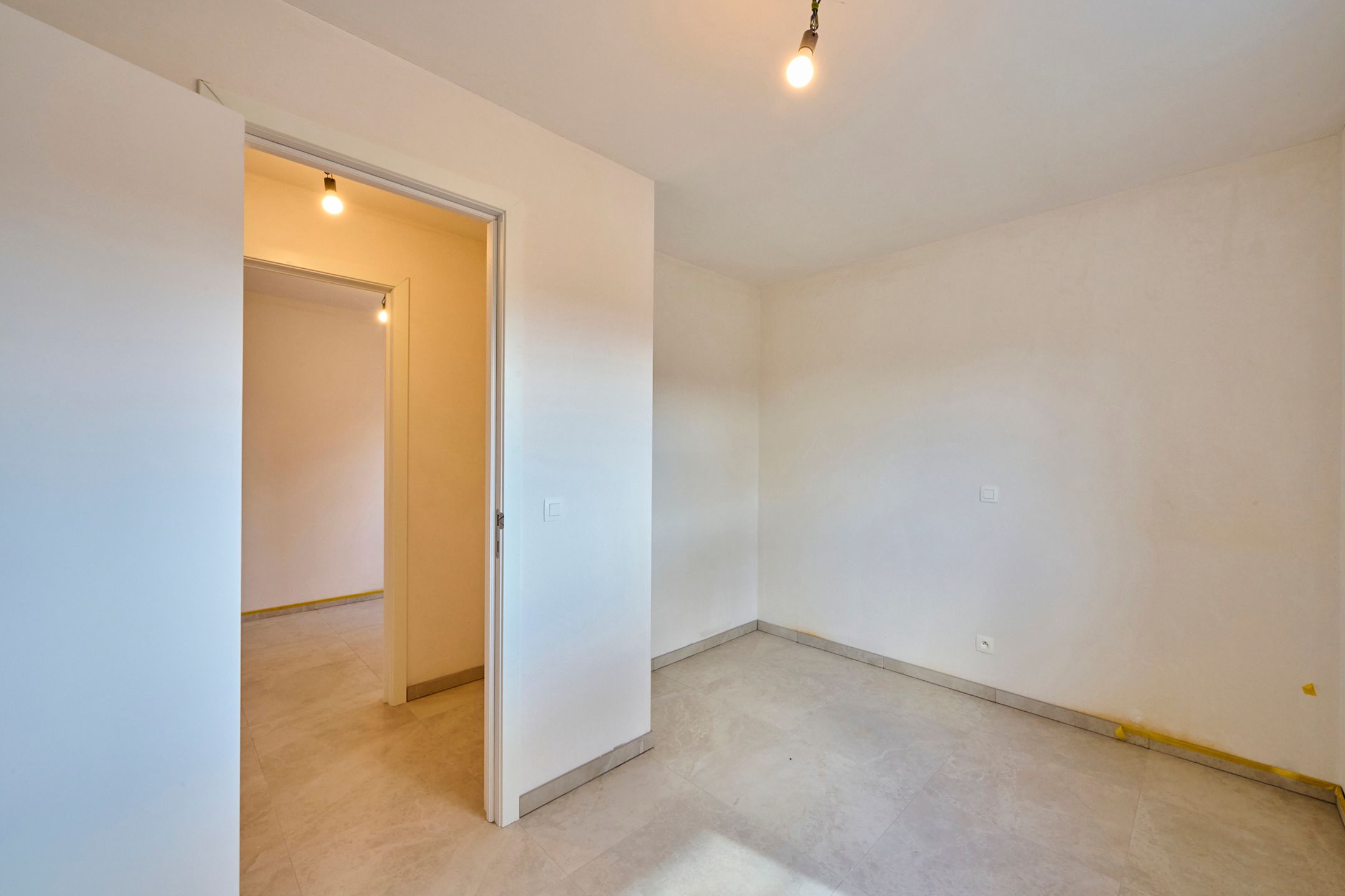 Ruime instapklare gezinswoning met zicht op achterliggend groen.  foto 15