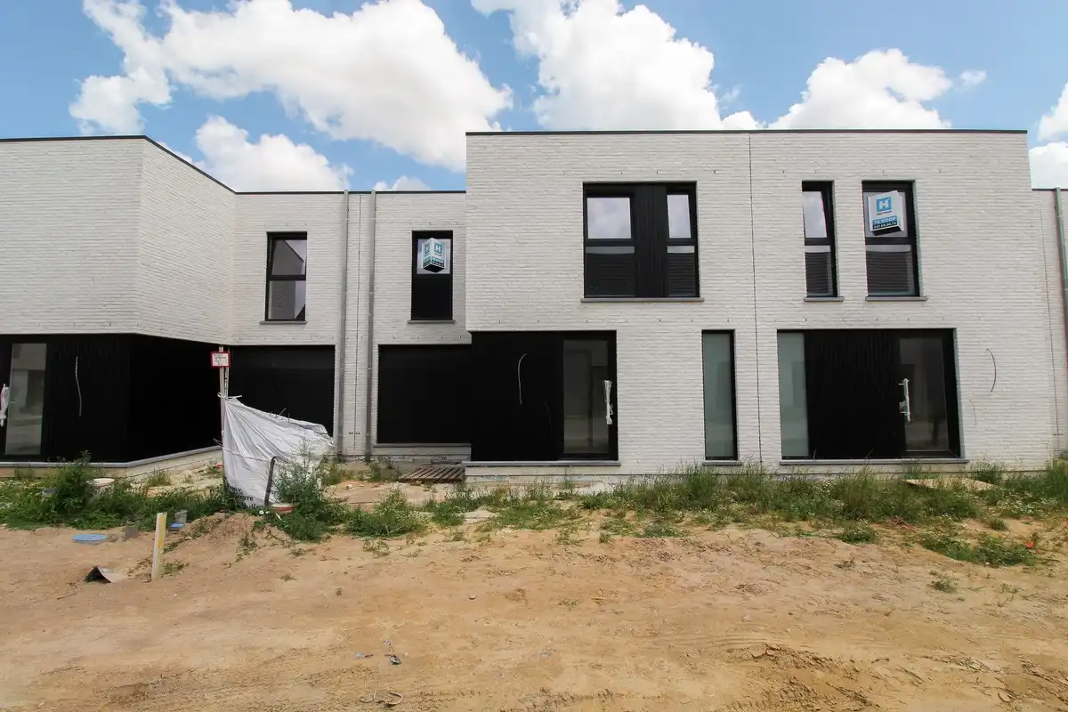 Moderne instapklare nieuwbouwwoningen in Roeselare foto 2