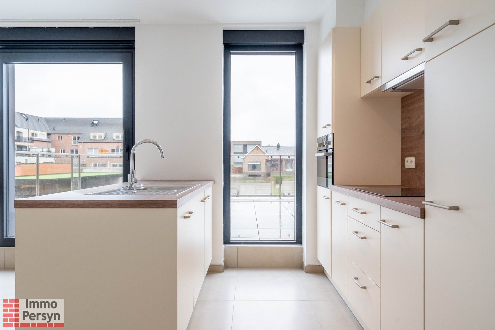 Nieuwbouw 2 slpk appartement met staanplaats en berging foto 8