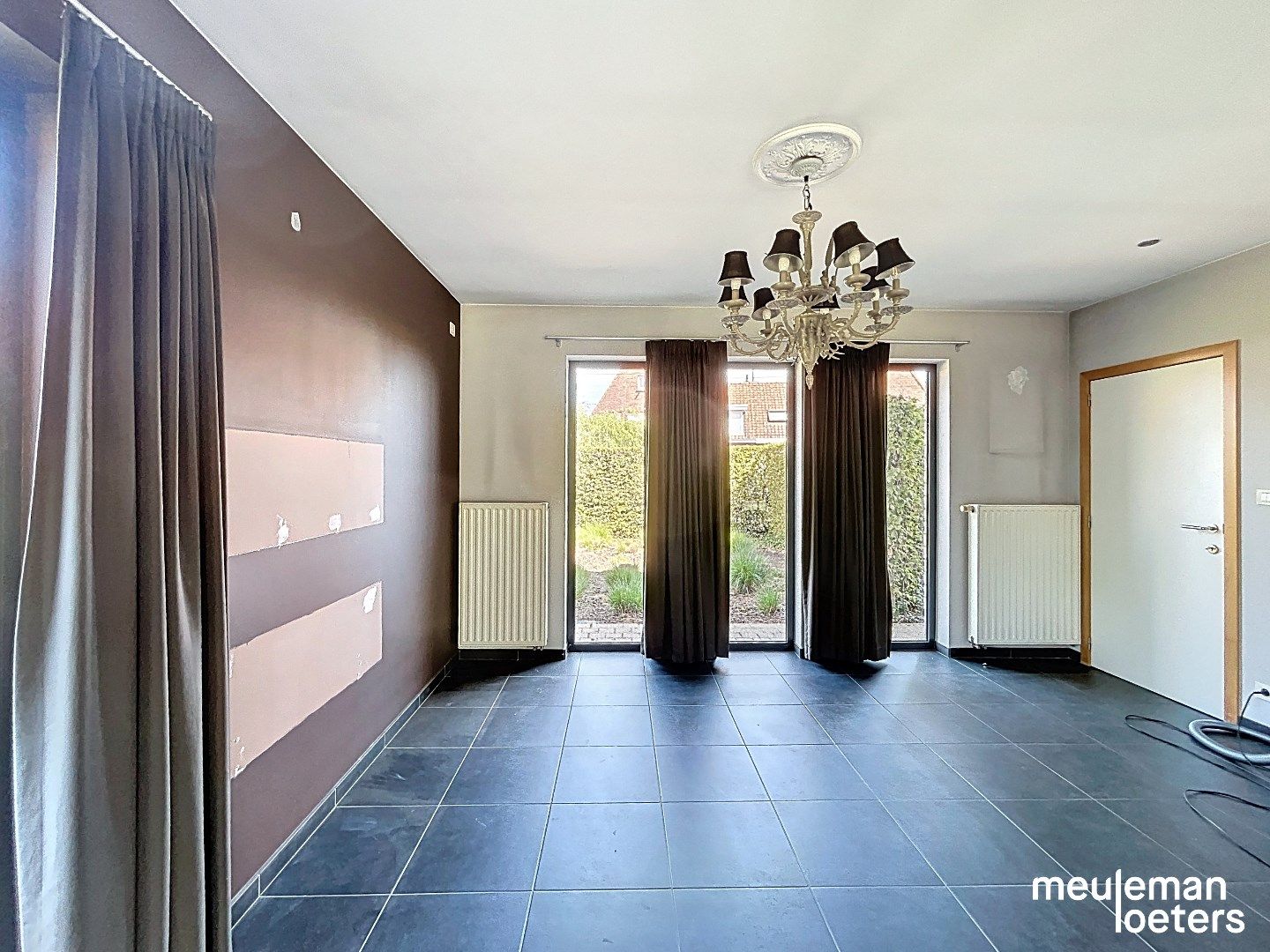 Ruime eigentijdse  villa met zuidgerichte tuin nabij centrum foto 6