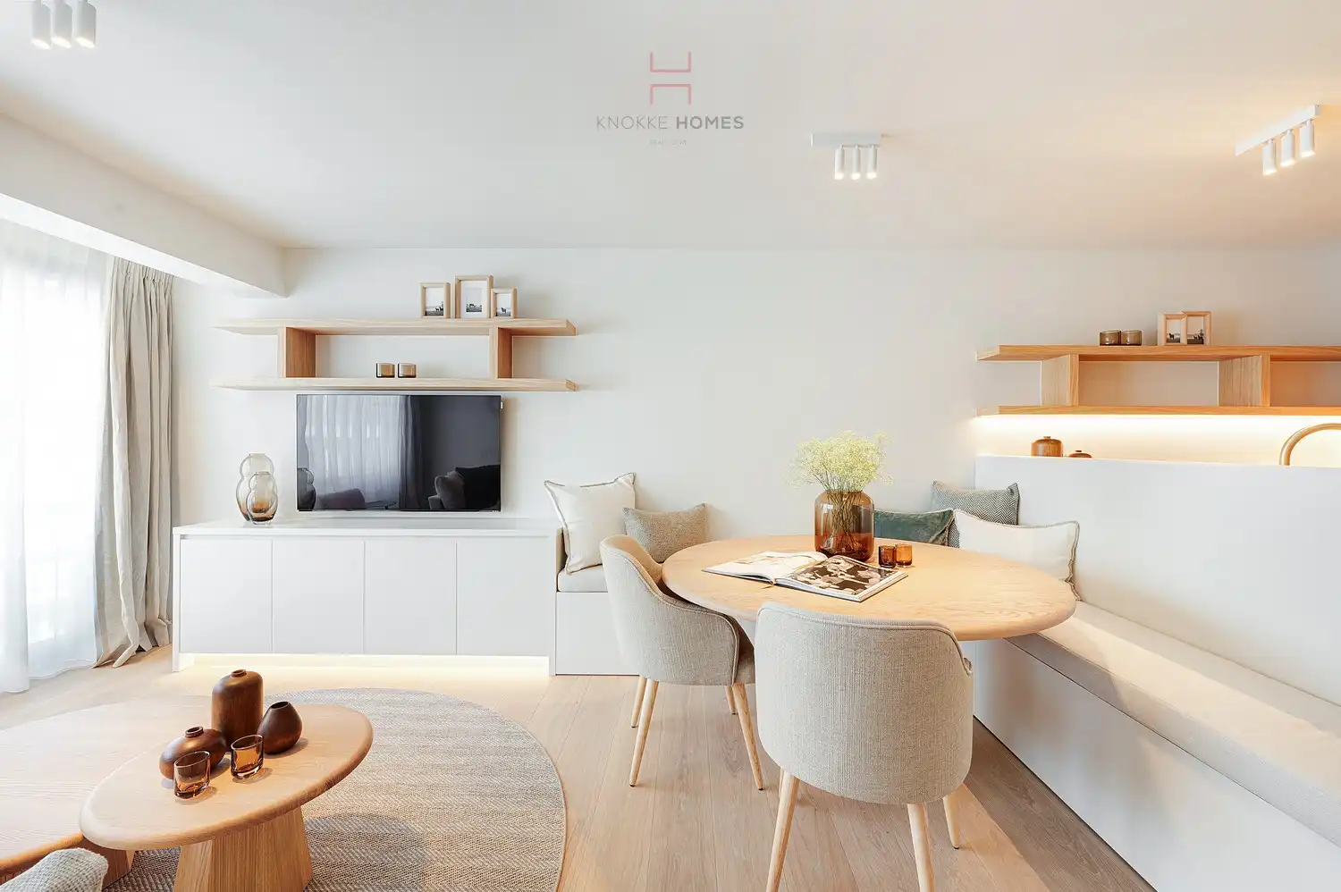 Luxueus gerenoveerd appartement met 3 slaapkamers op toplocatie aan de Kustlaan foto 3