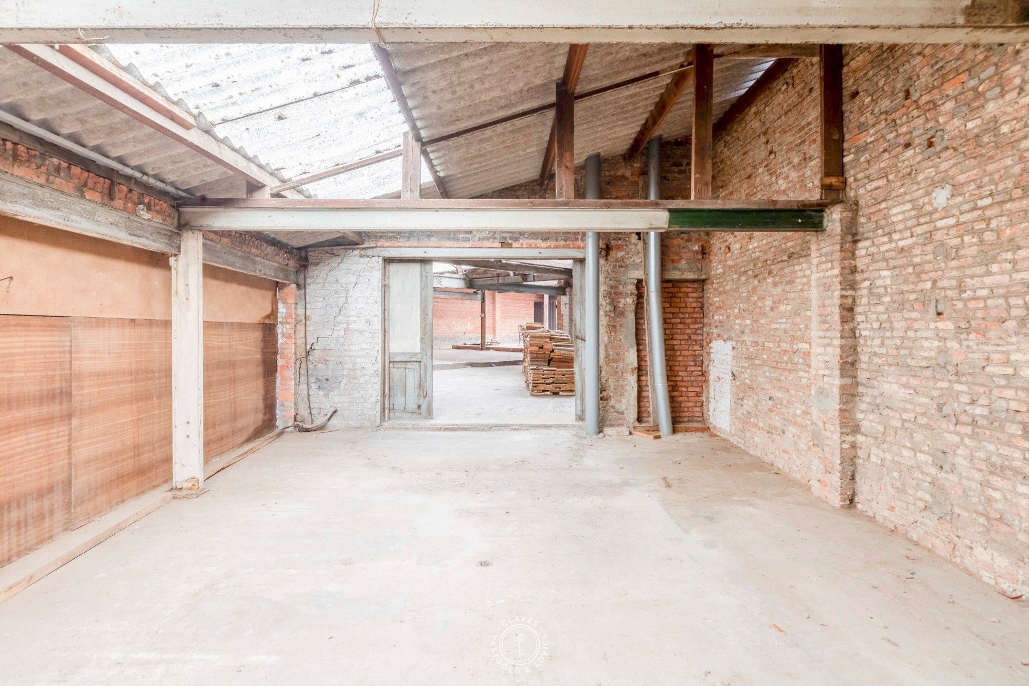 Magazijn met bovenverdieping, praktijkruimte én karaktervol herenhuis op strategische locatie foto 8