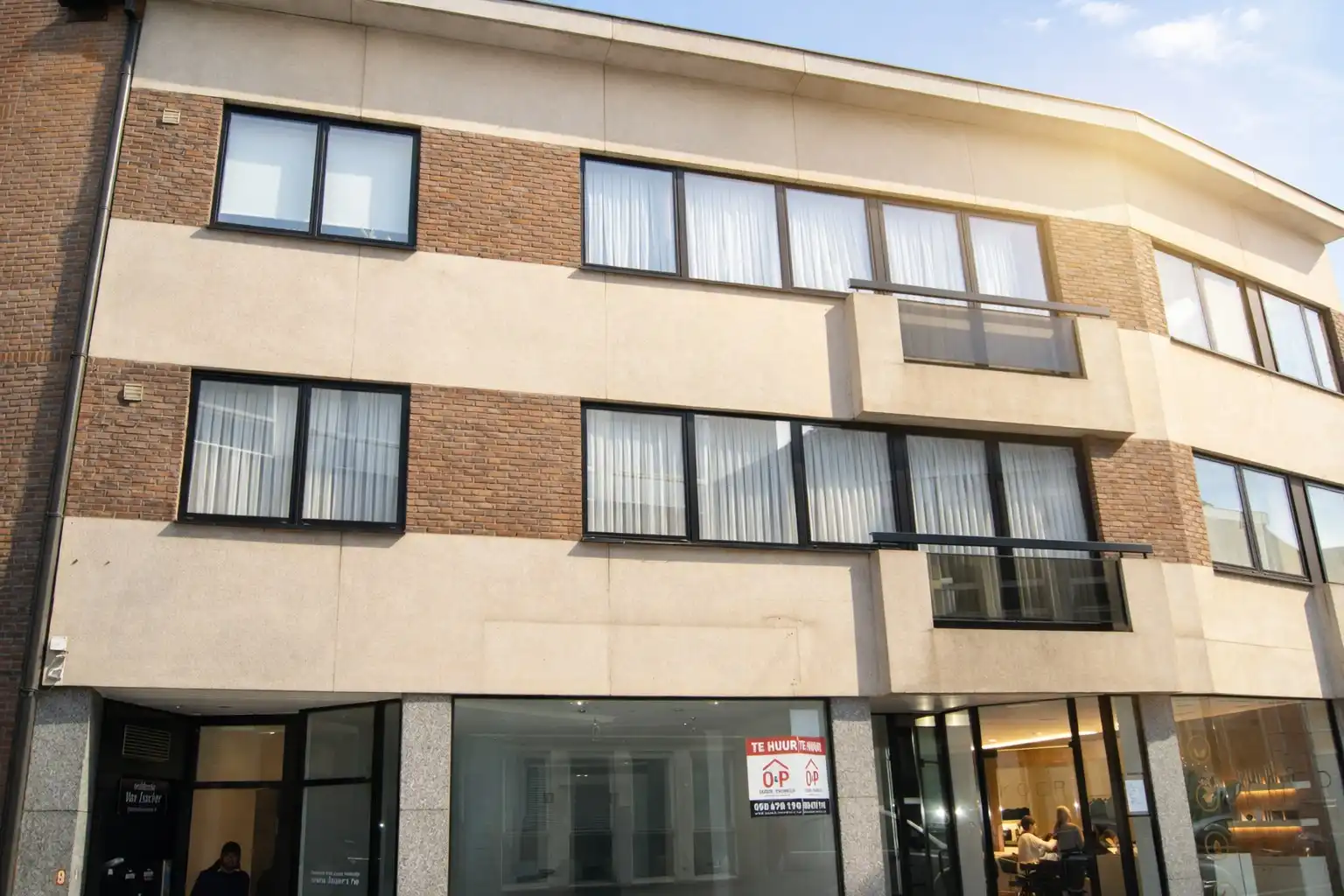 Ruim 2-slp appartement met zonnig terrasje, centrum Torhout foto 15