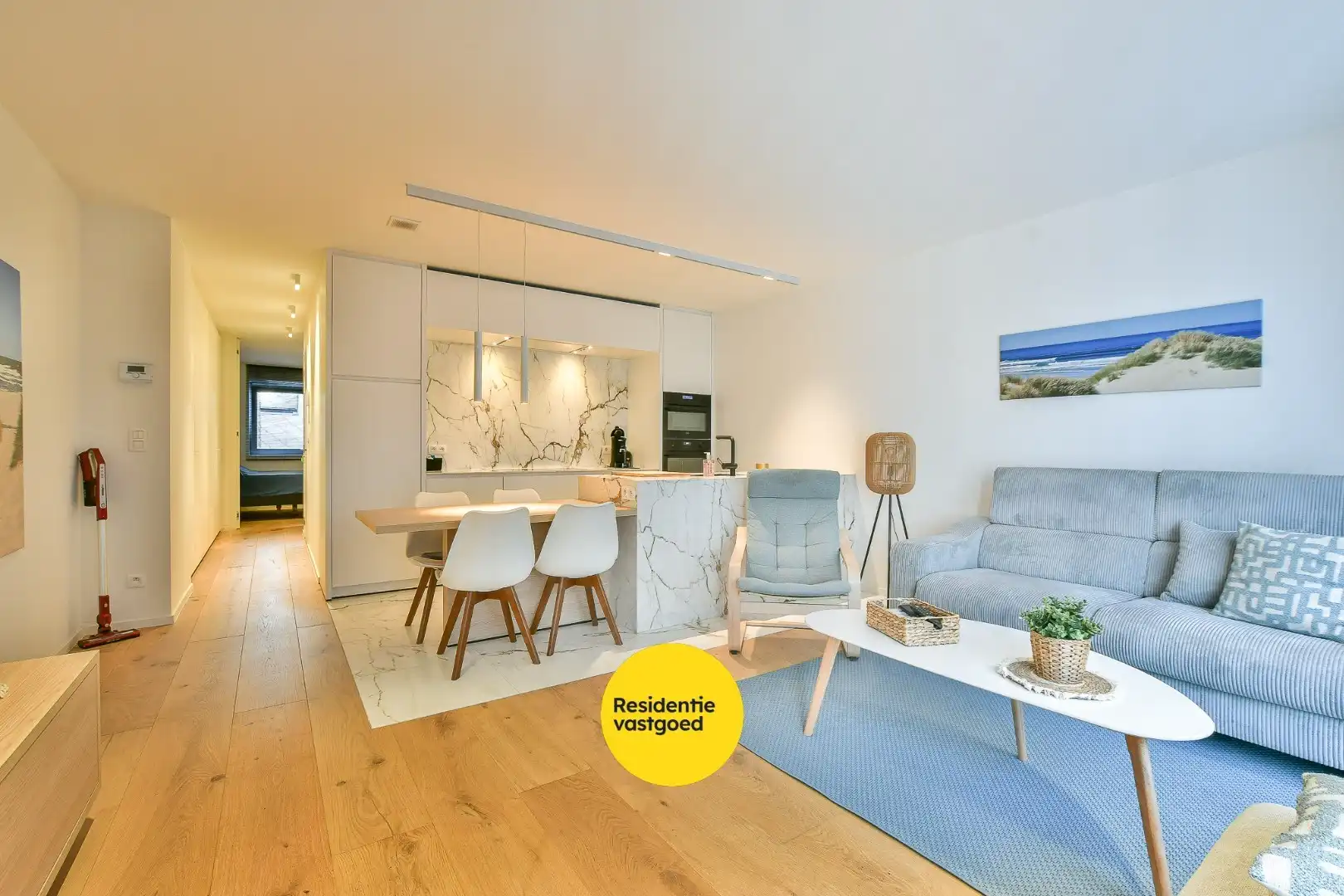 Te huur: Recent en energiezuinig appartement in centrum Wenduine (Kerkstraat) foto 2