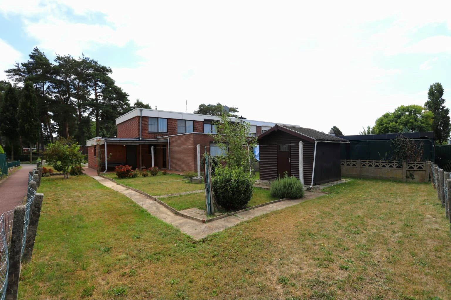 Halfopen gezinswoning met potentieel te Bosblook Genk foto 20