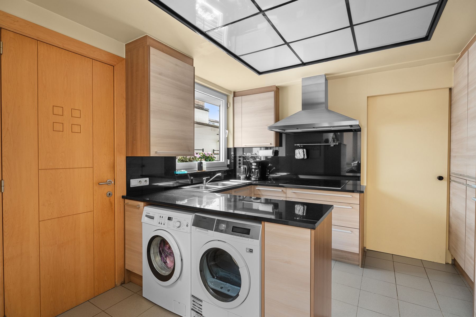 Handelspand met woonst in centrum Geraardsbergen! foto 8