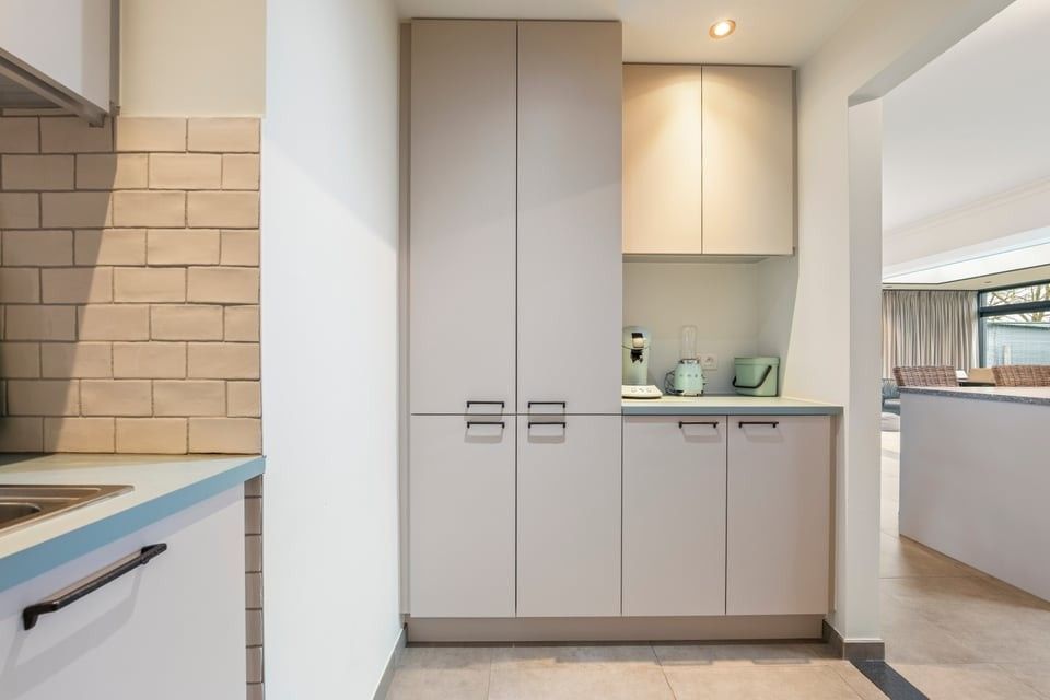 GEZELLIGE INSTAPKLARE GEZINSWONING MET 3 SLAAPKAMERS EN GARAGE IN KOZEN foto 17